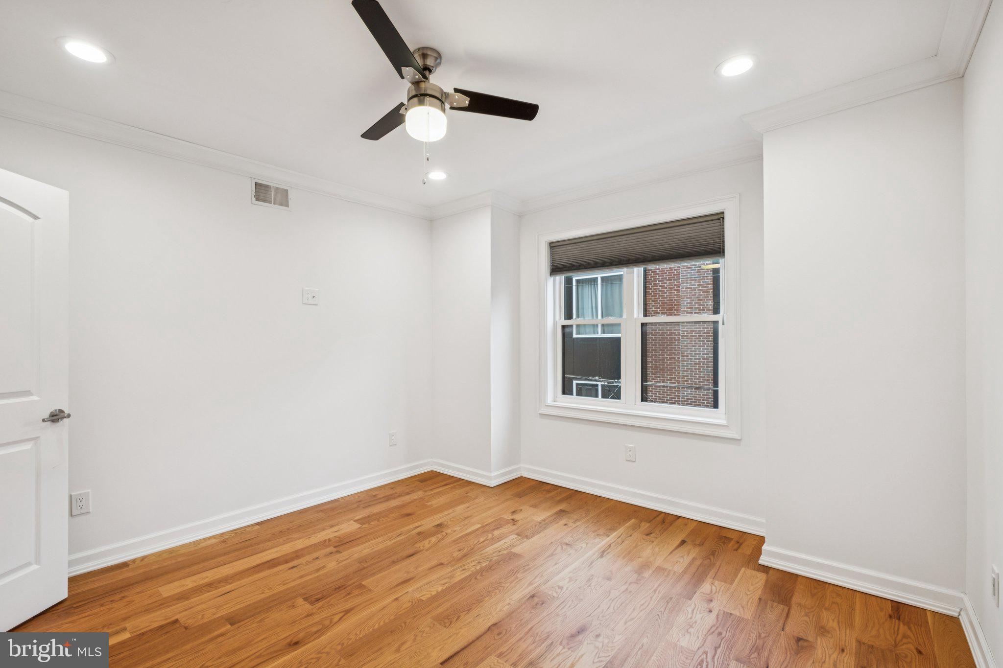 FRANCISVILLE - Residential