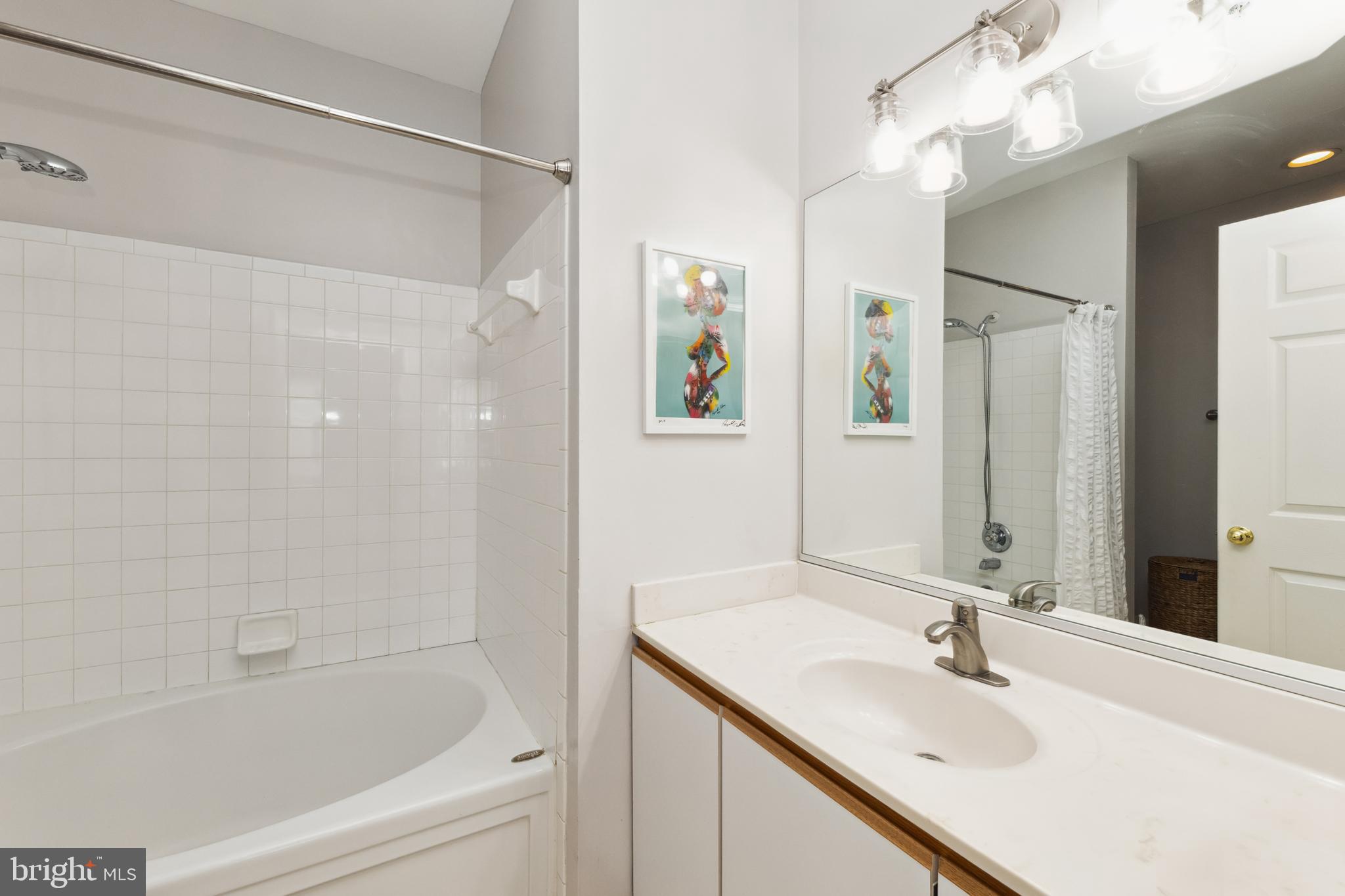 WOODLAND BOWIE CONDO - Residential