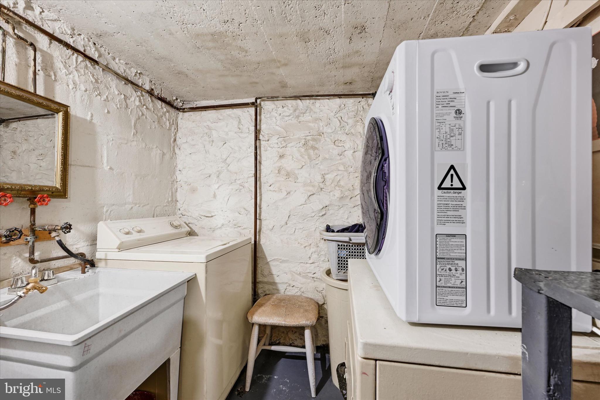 SAINT JOSEPHS - Residential