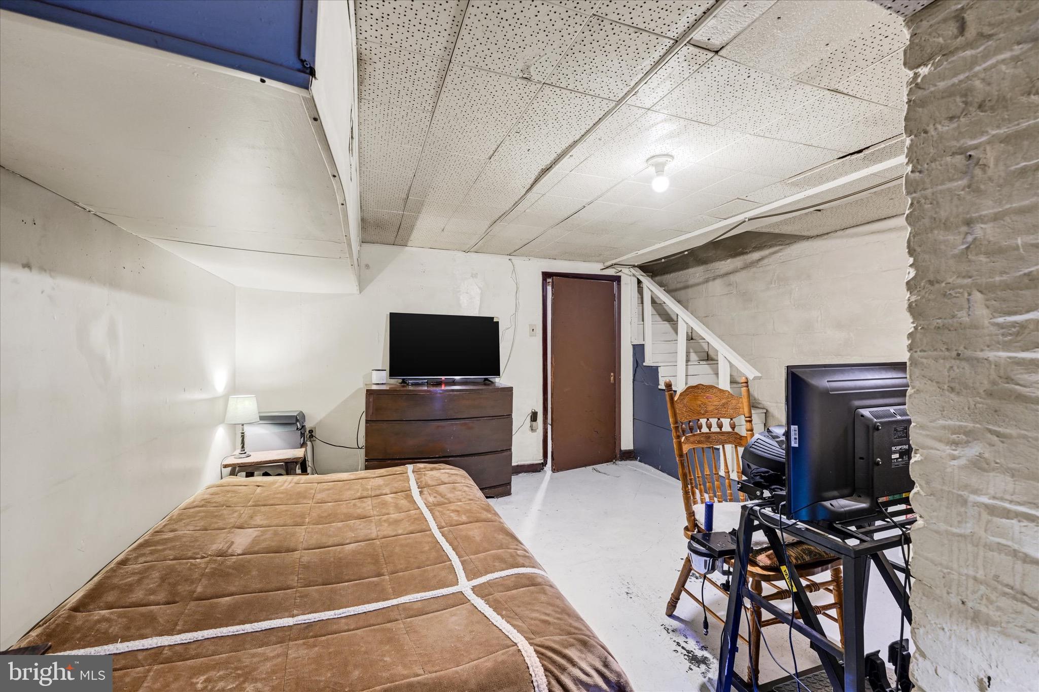 SAINT JOSEPHS - Residential