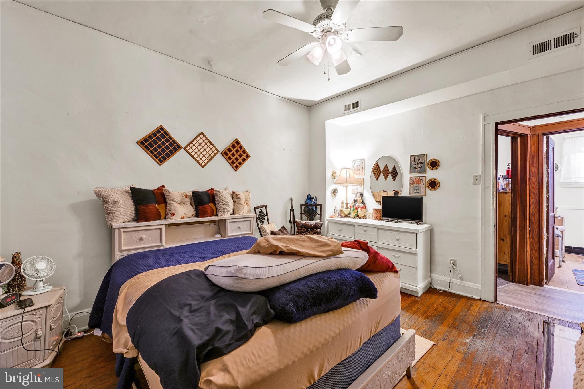 SAINT JOSEPHS - Residential