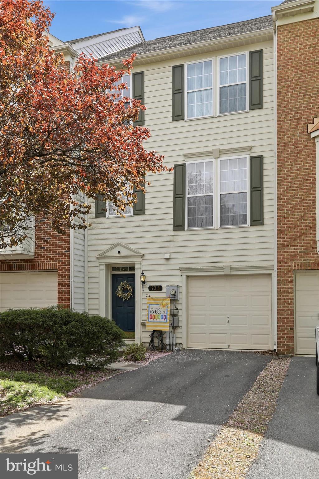 334 LANTERN LANE
