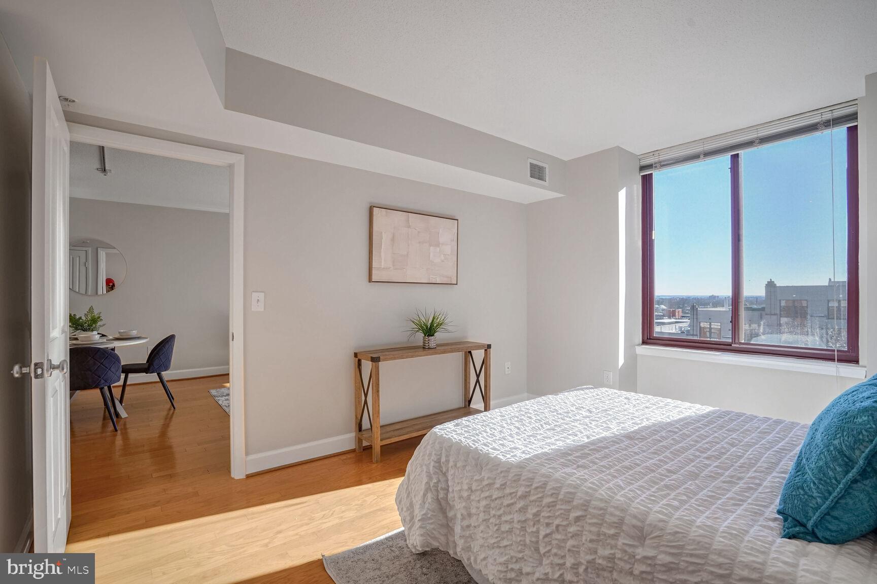 RESIDENCES AT STATION SQUARE - Residential