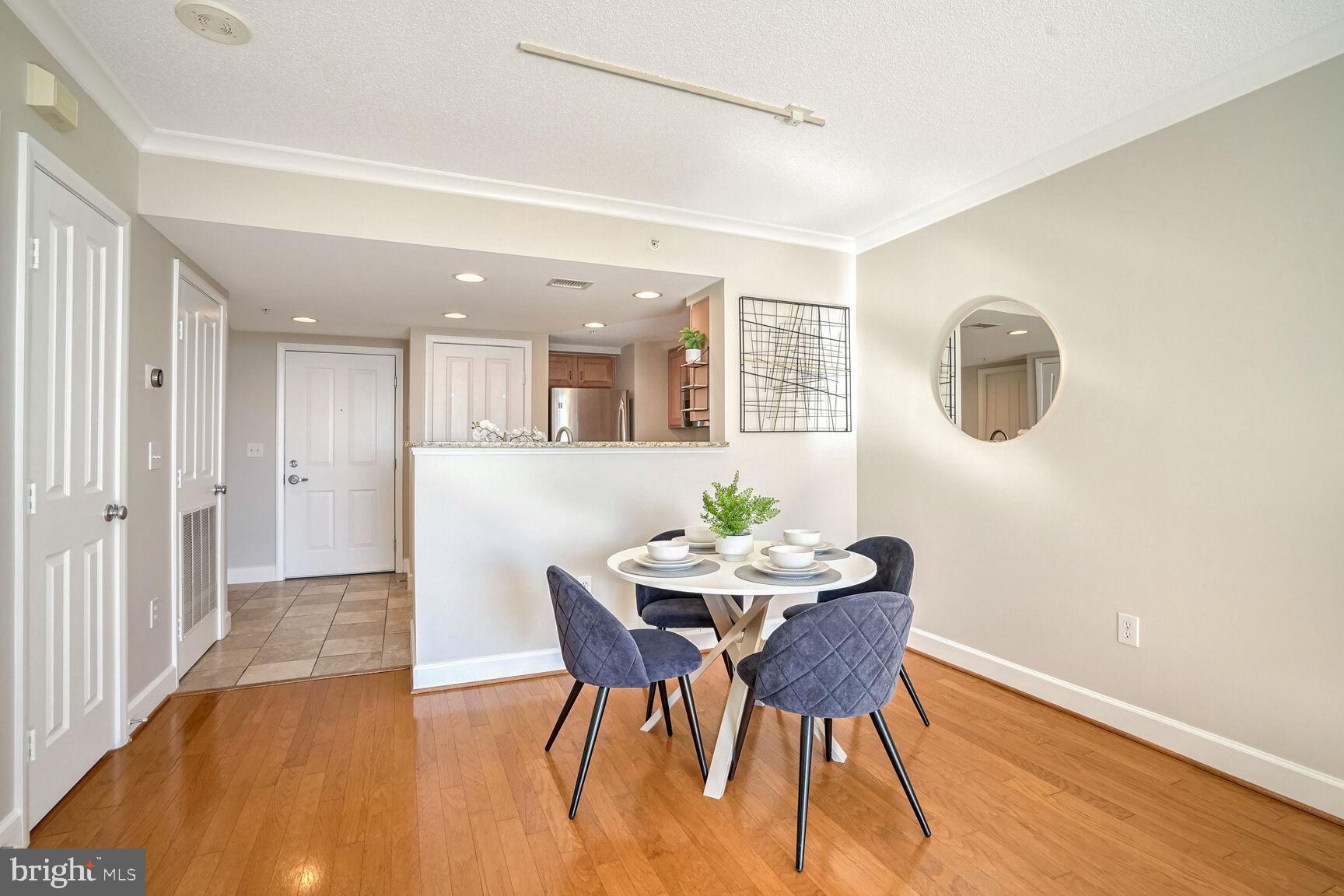 RESIDENCES AT STATION SQUARE - Residential