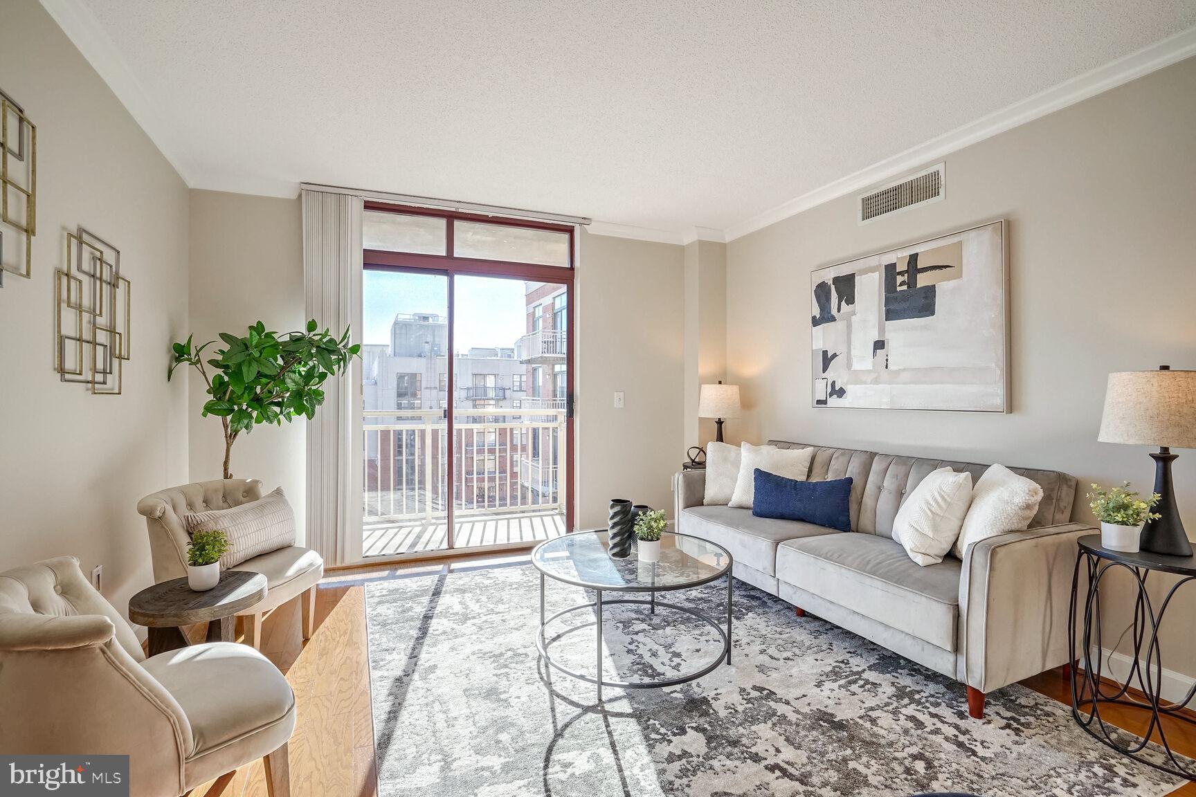 RESIDENCES AT STATION SQUARE - Residential