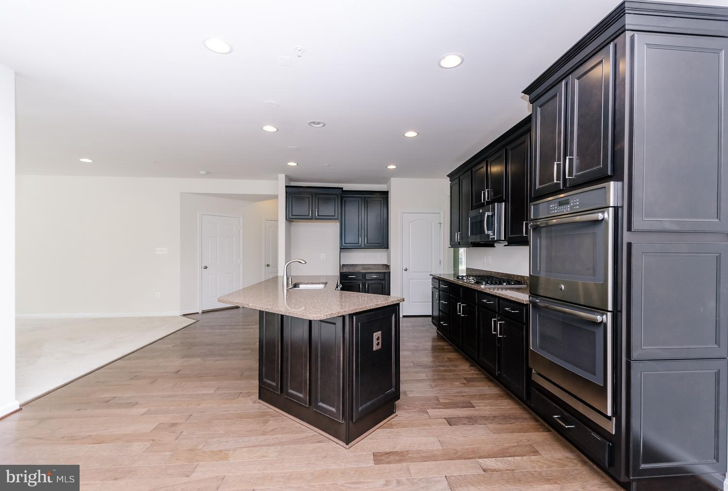 BROOKWOOD RUN - Residential