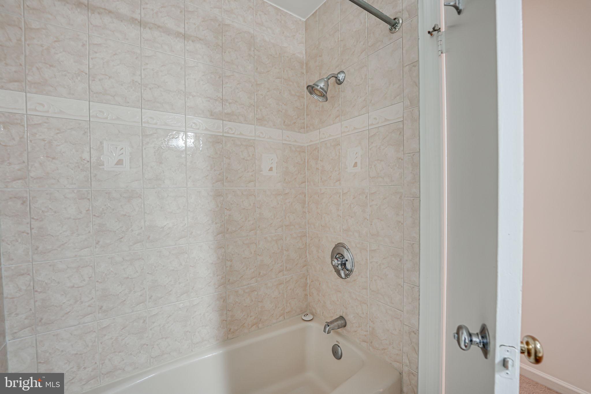 WINDGATE I - Residential