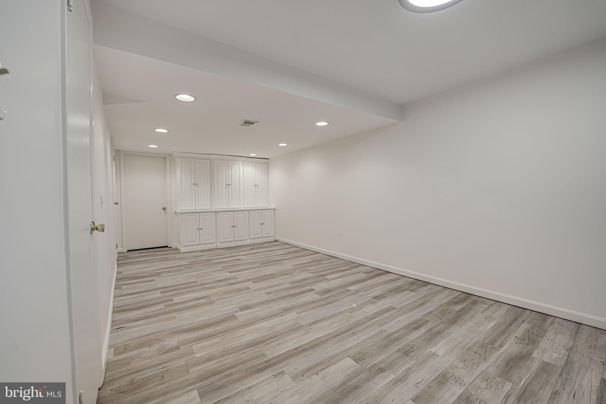 WINDGATE I - Residential