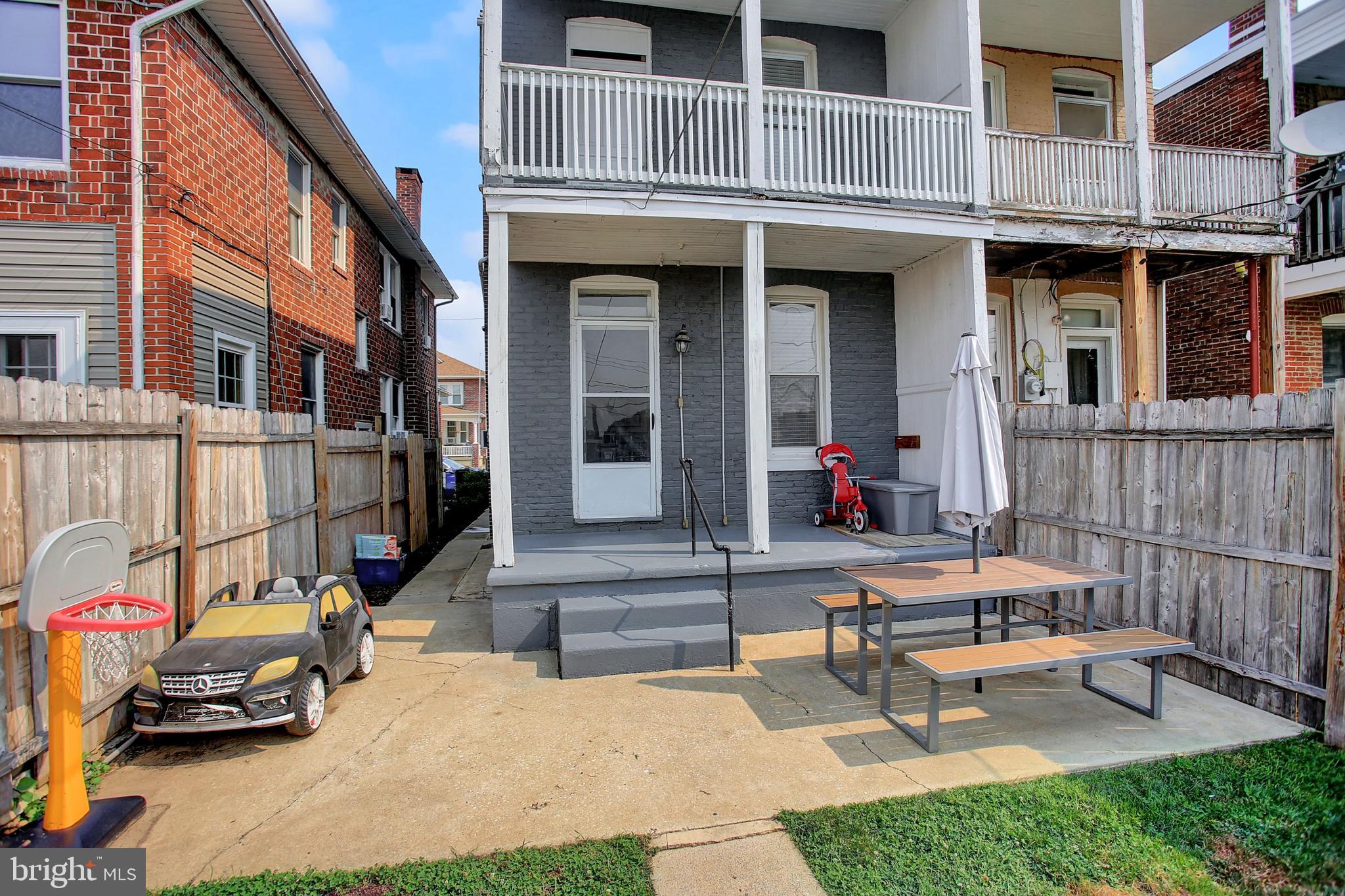 WEST YORK BORO - Residential