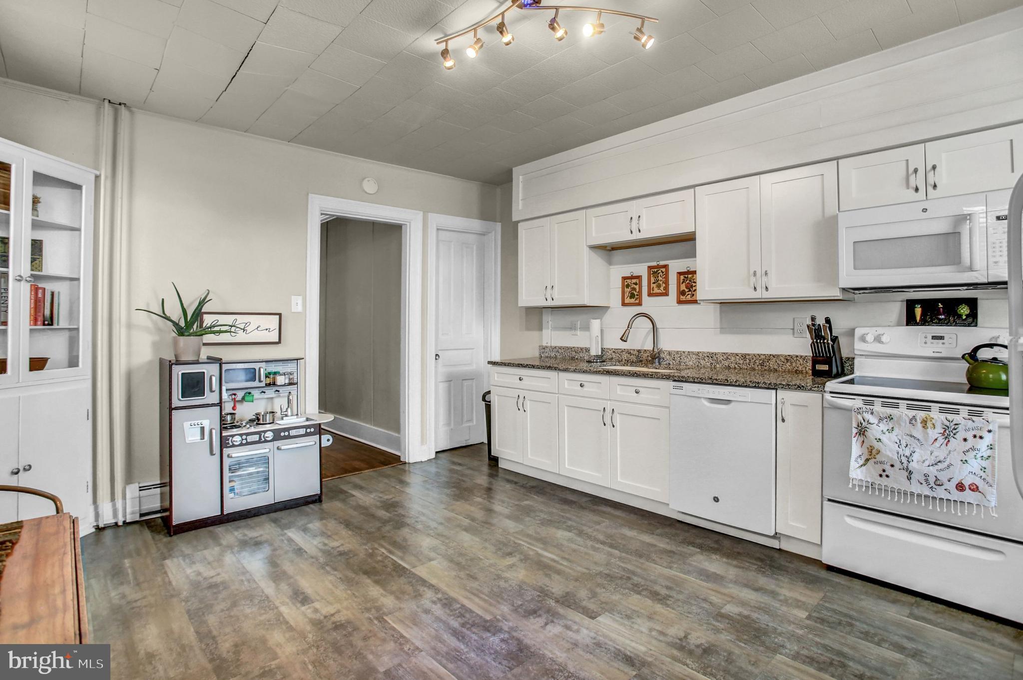 WEST YORK BORO - Residential