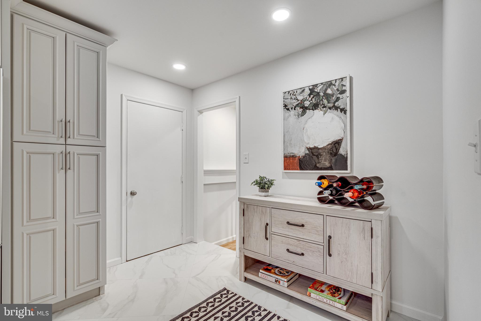 KINGS PARK WEST - Residential