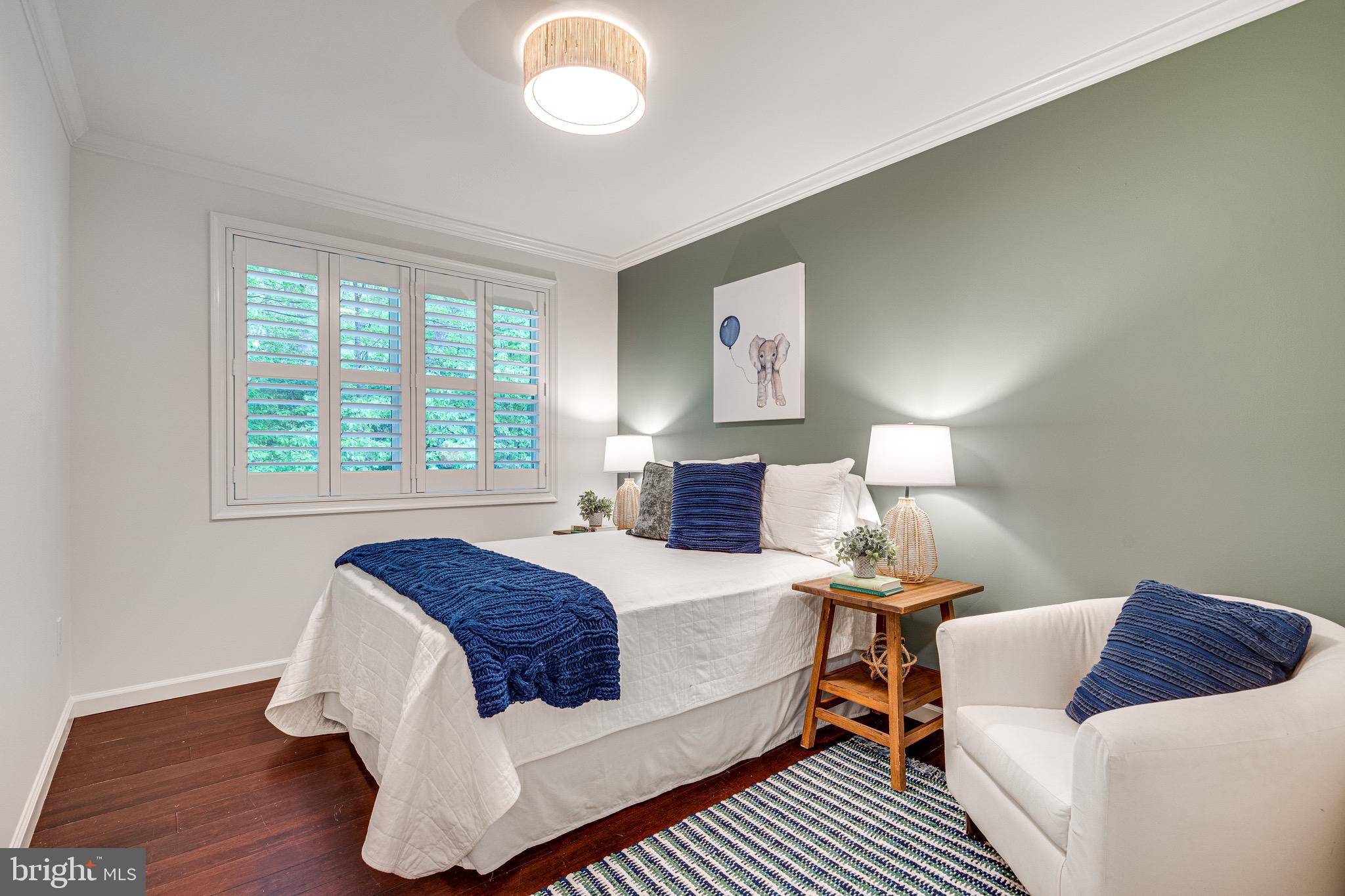 KINGS PARK WEST - Residential