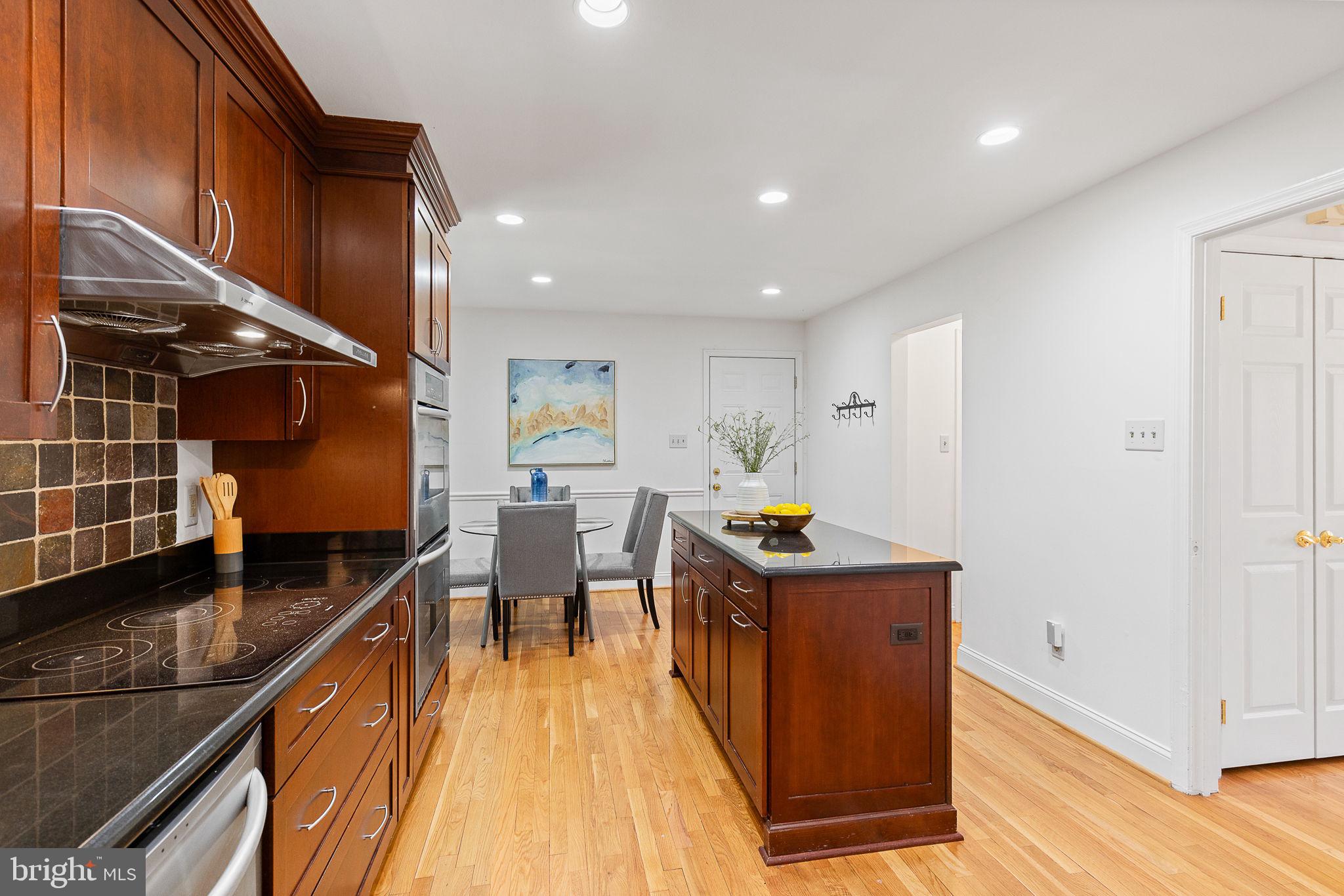 HILLBROOK FOREST - Residential