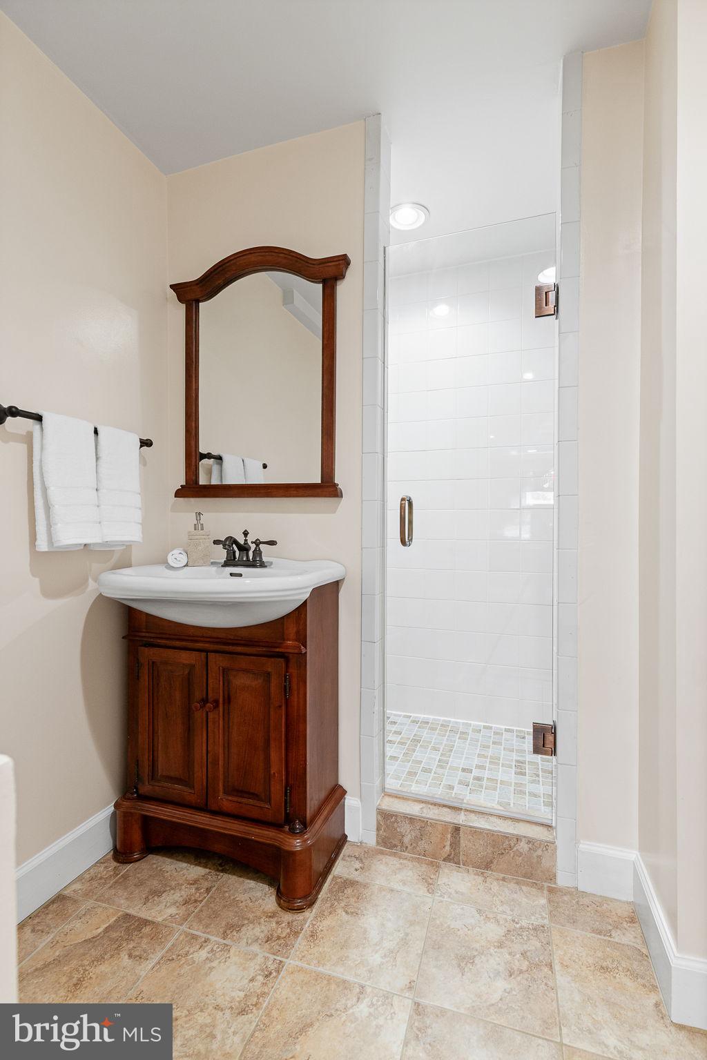 HILLBROOK FOREST - Residential