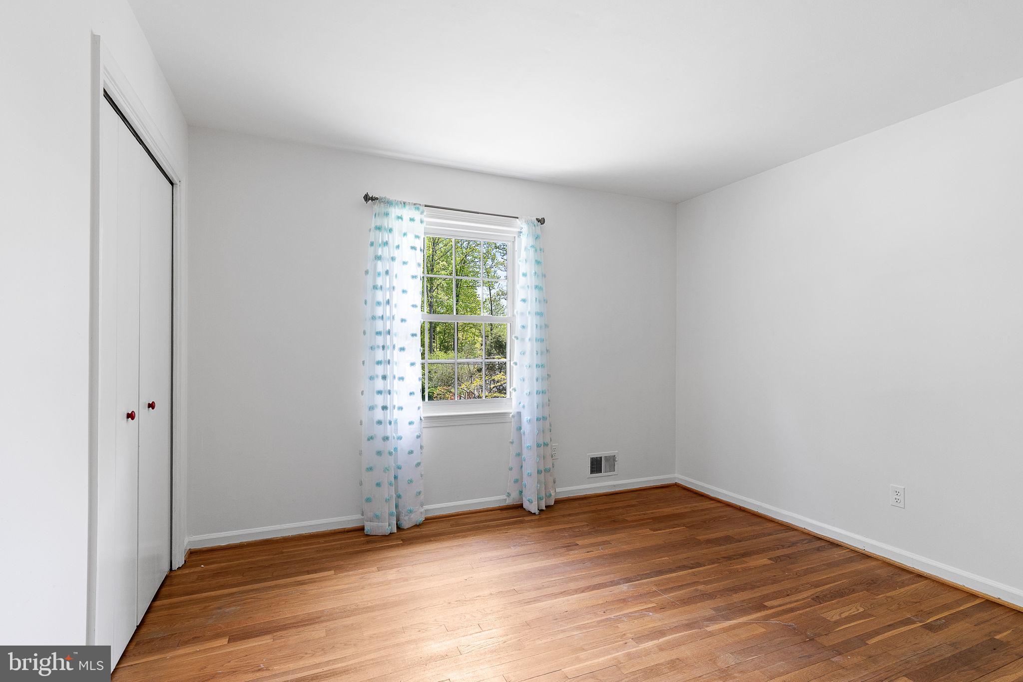 HILLBROOK FOREST - Residential