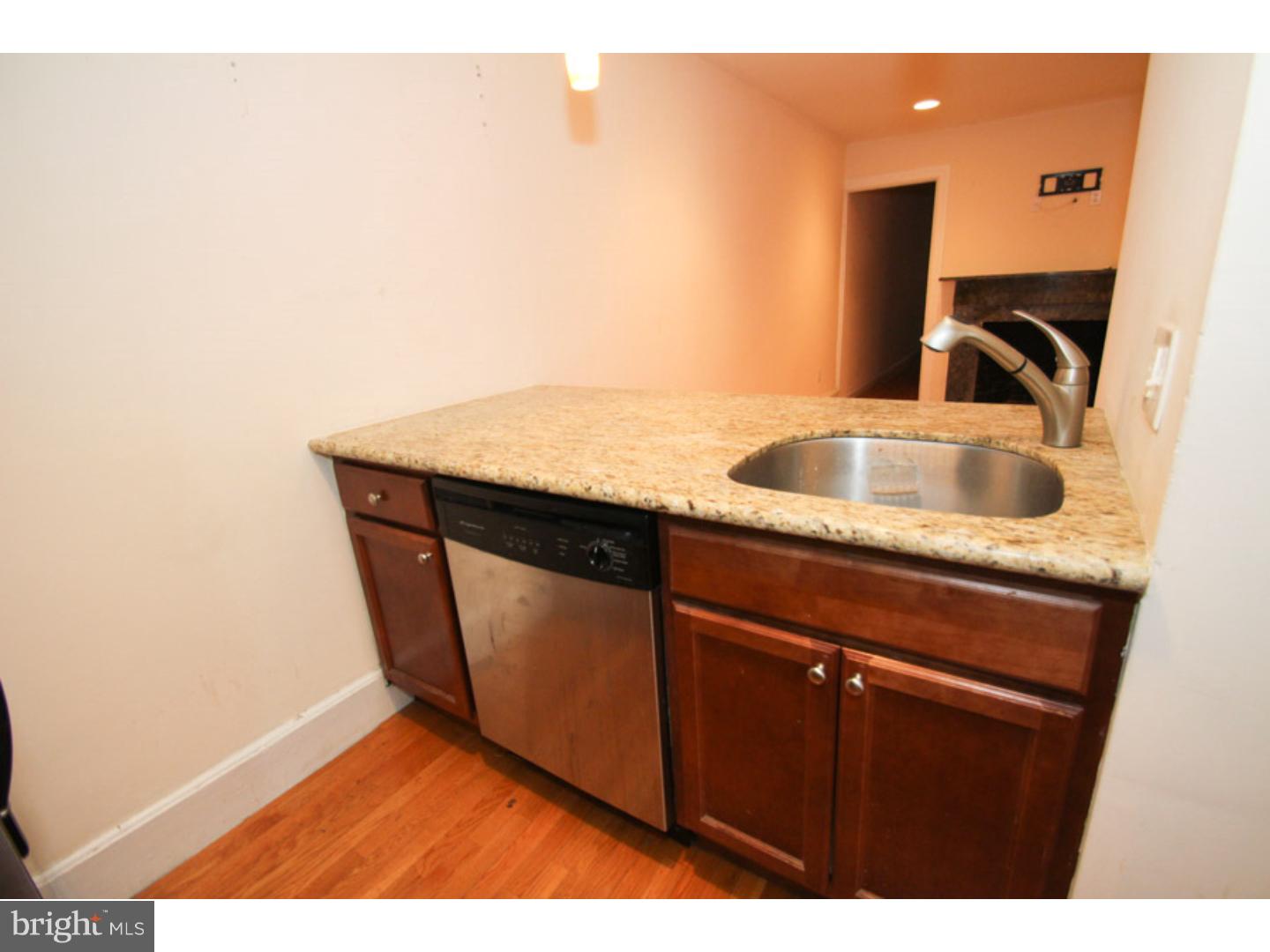 WASHINGTON SQ WEST - Residential Income