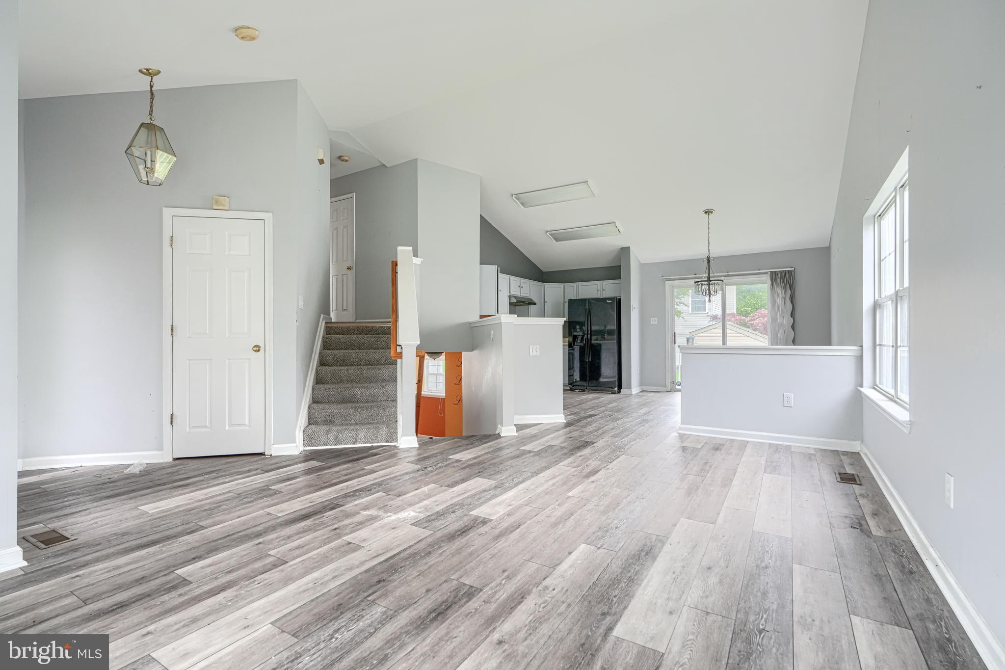 CLAYBROOKE - Residential