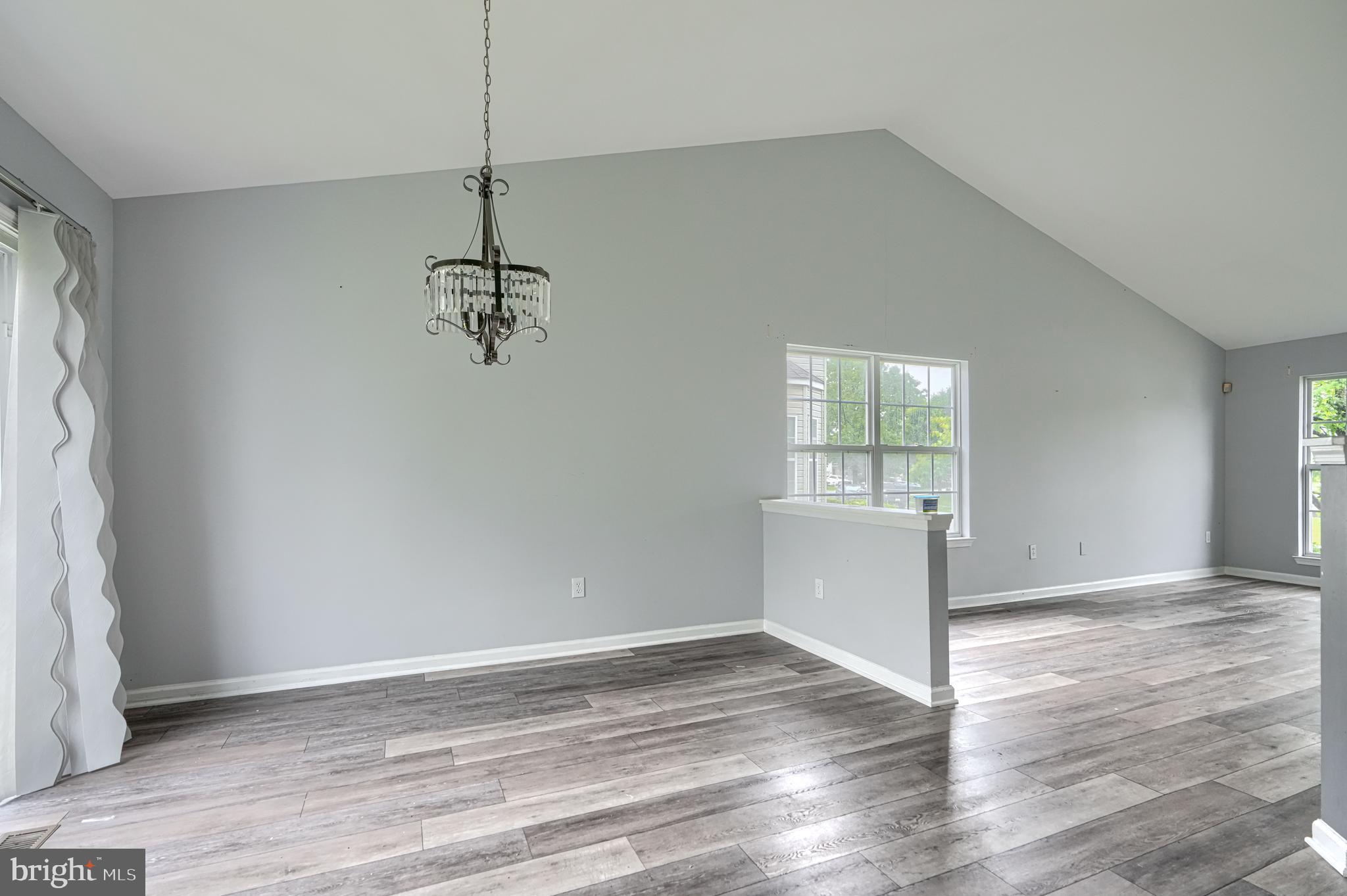 CLAYBROOKE - Residential