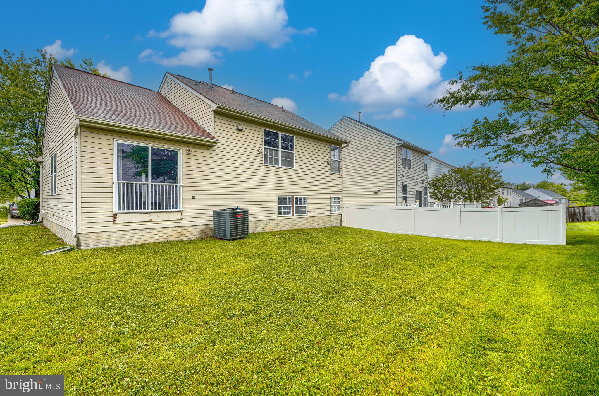 CLAYBROOKE - Residential