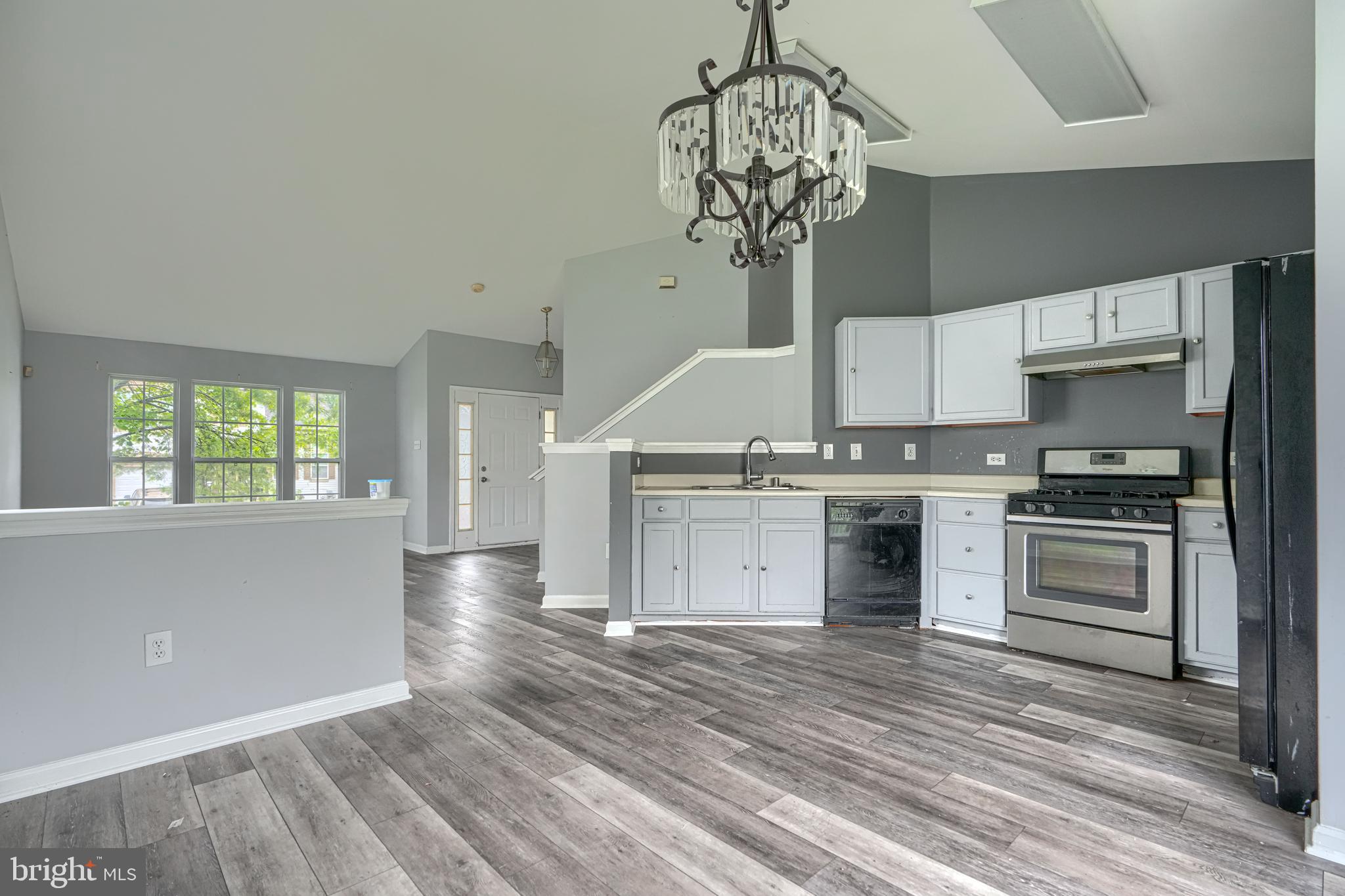 CLAYBROOKE - Residential