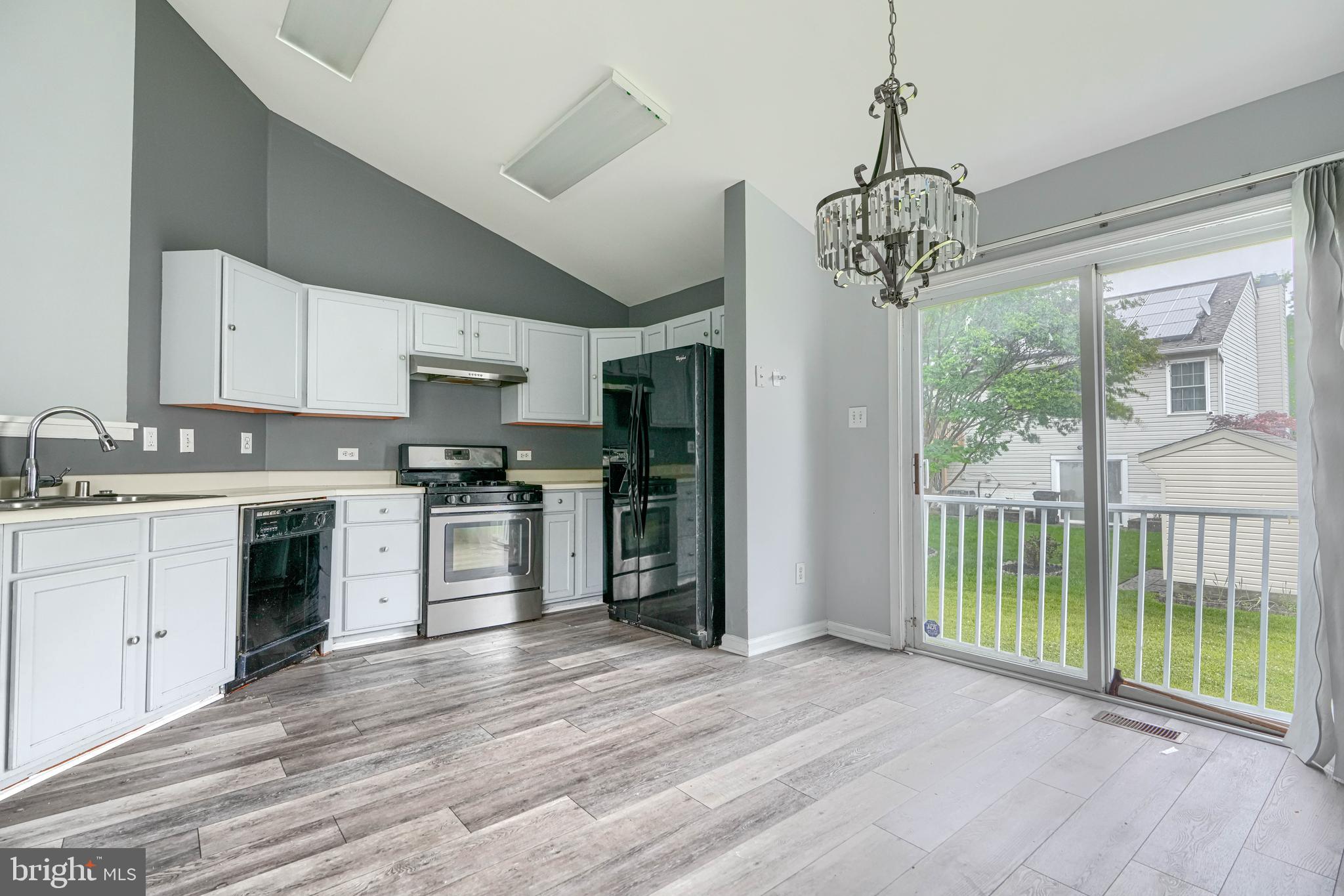 CLAYBROOKE - Residential