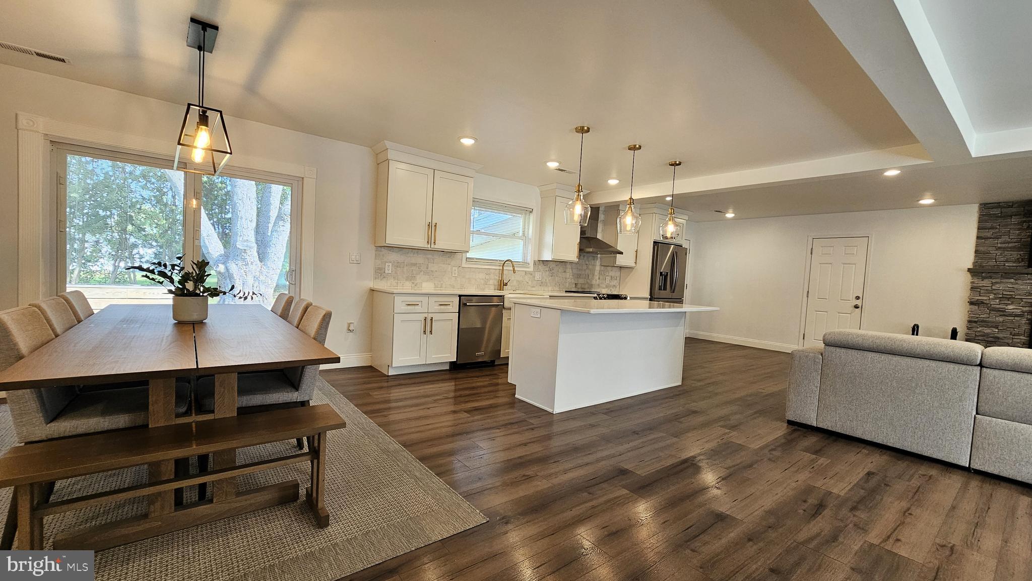 4737 ACKERMANS LANE