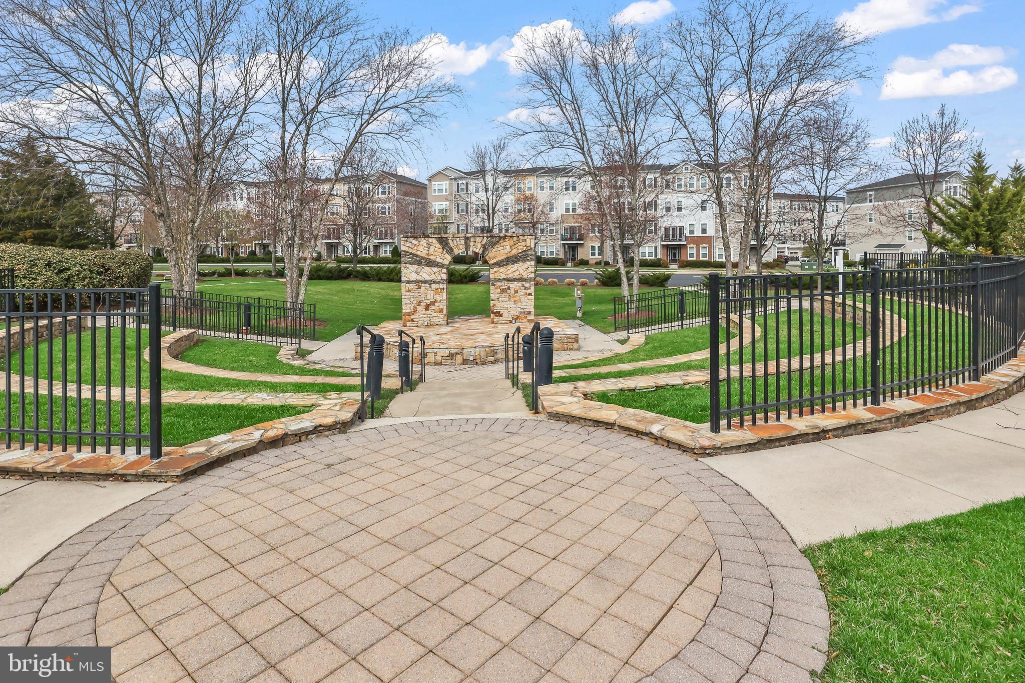 STONE RIDGE NORTH - Residential