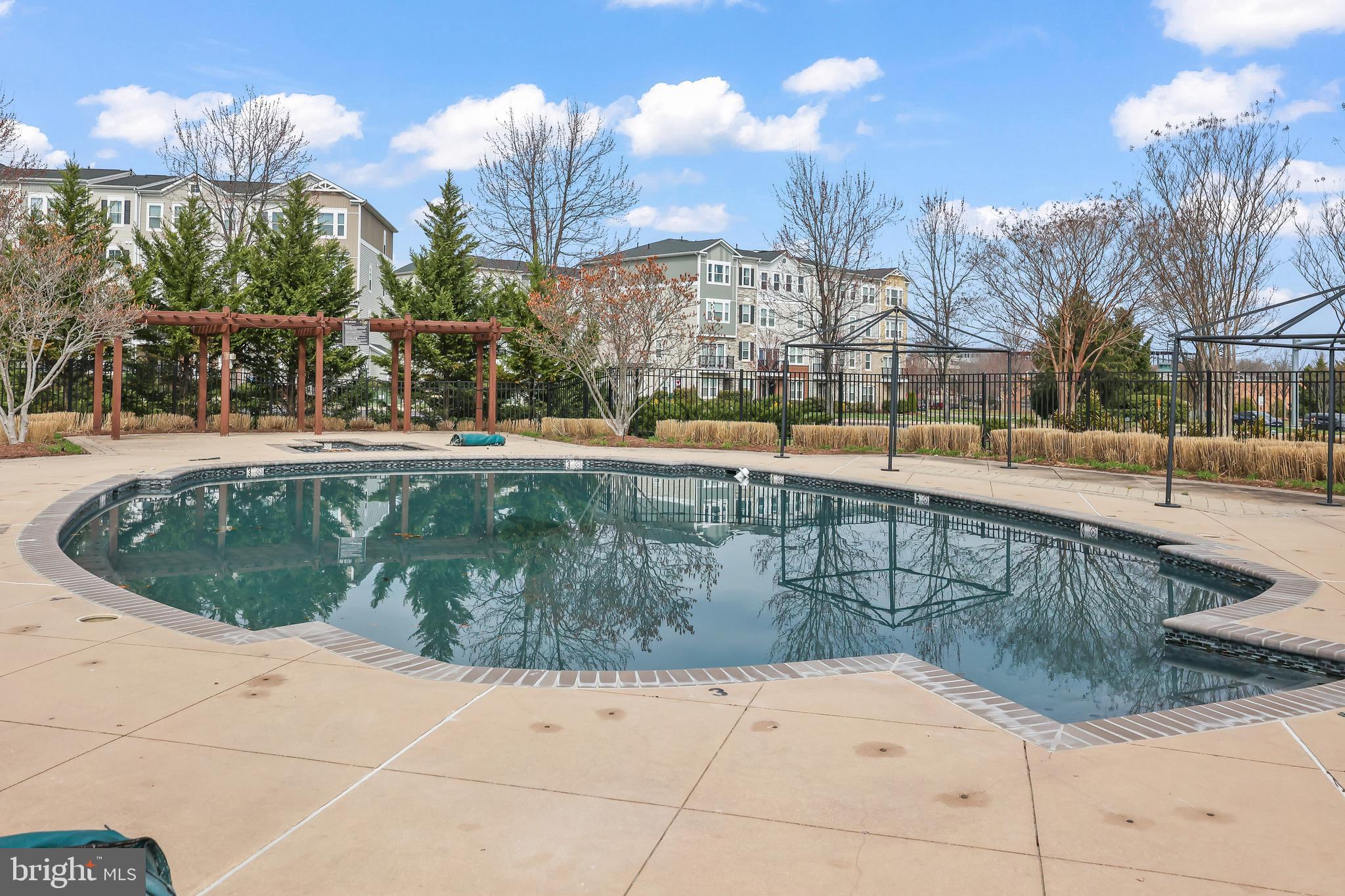 STONE RIDGE NORTH - Residential