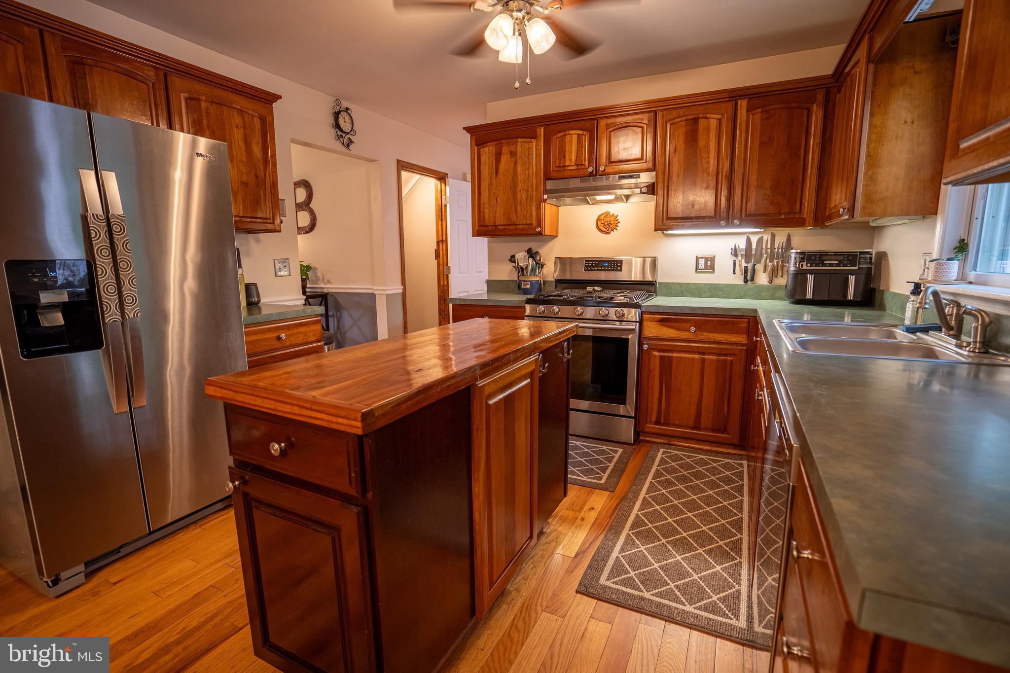 CHESTNUT GROVE - Residential