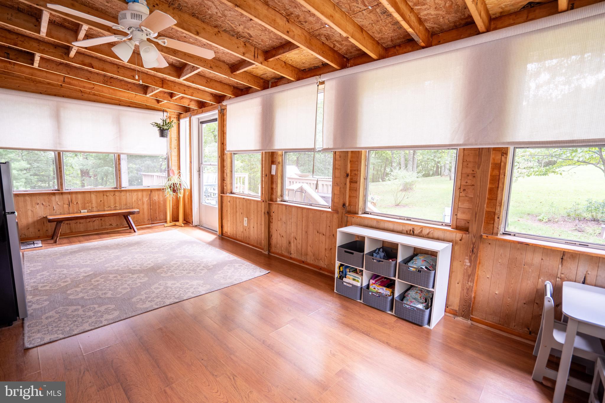 CHESTNUT GROVE - Residential