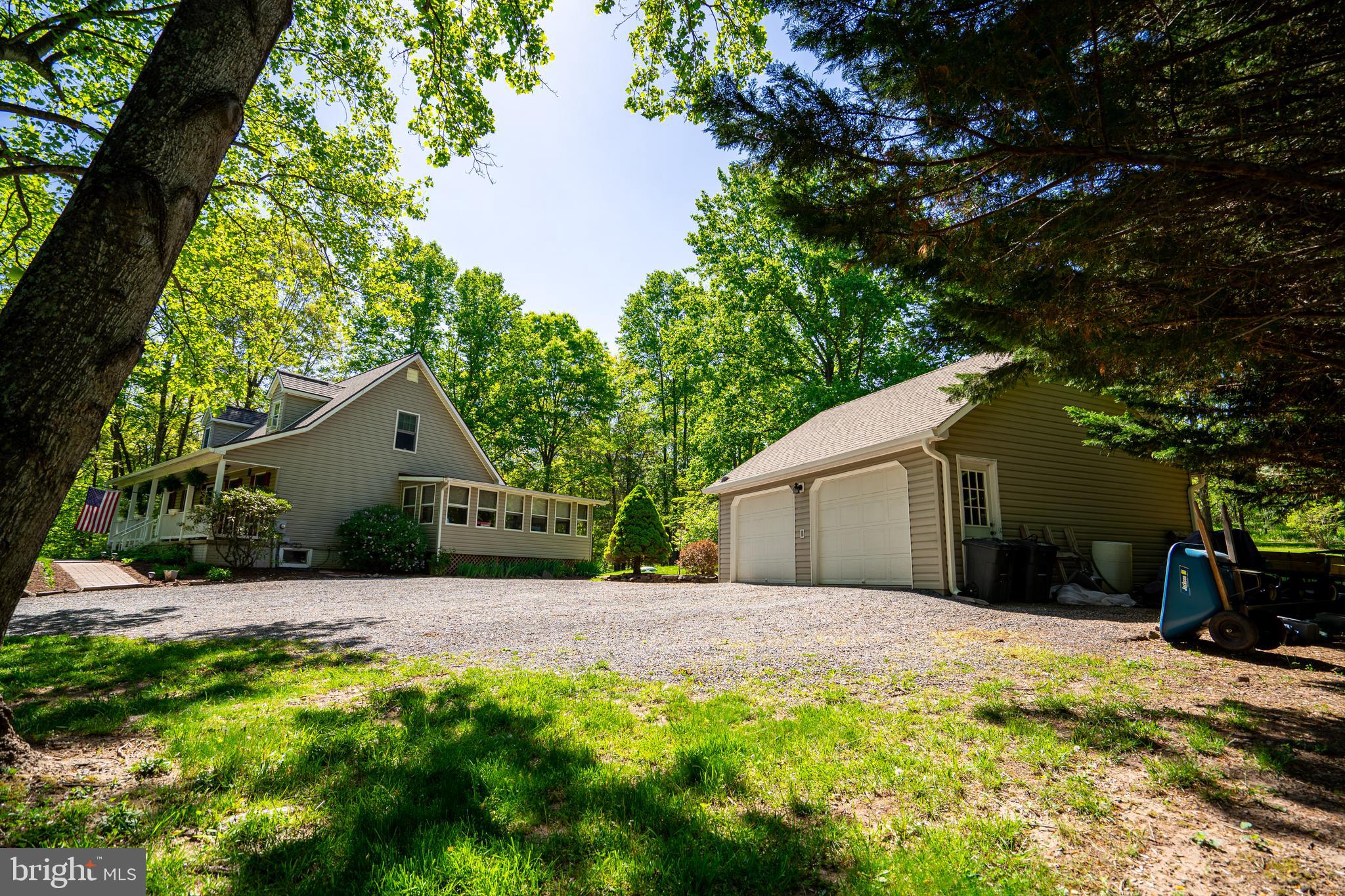 CHESTNUT GROVE - Residential