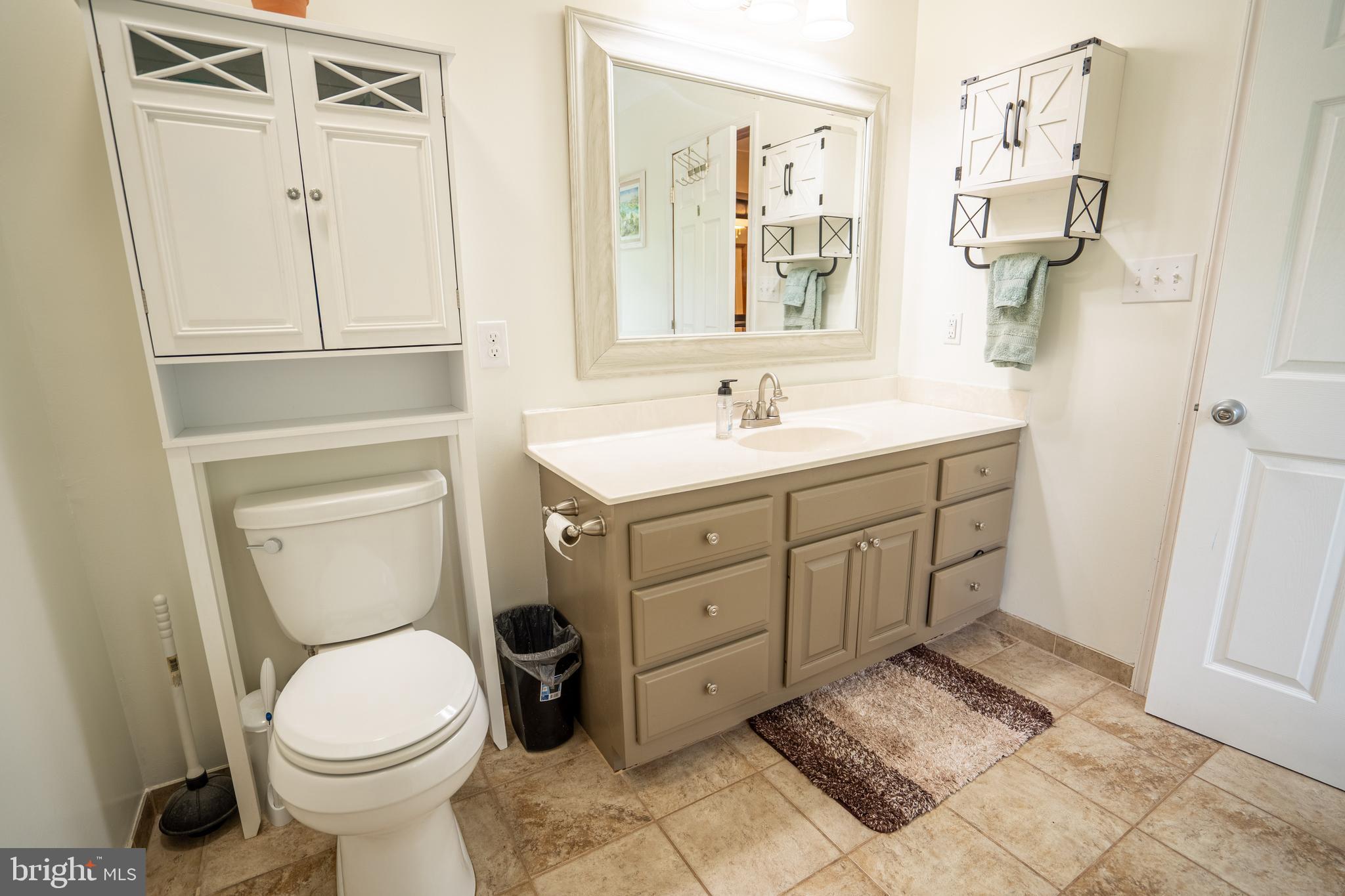 CHESTNUT GROVE - Residential