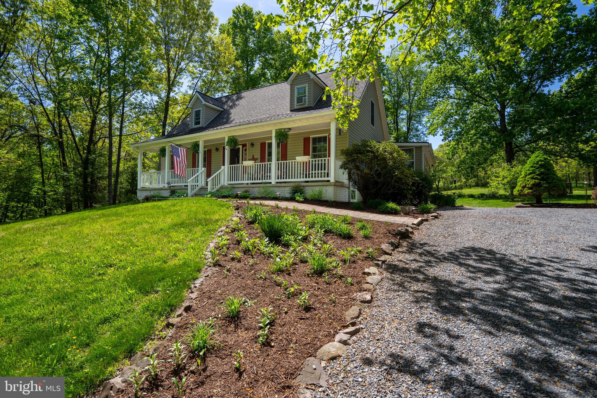 CHESTNUT GROVE - Residential