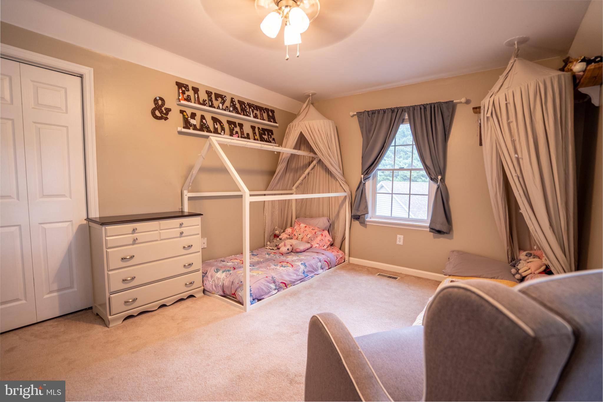 CHESTNUT GROVE - Residential