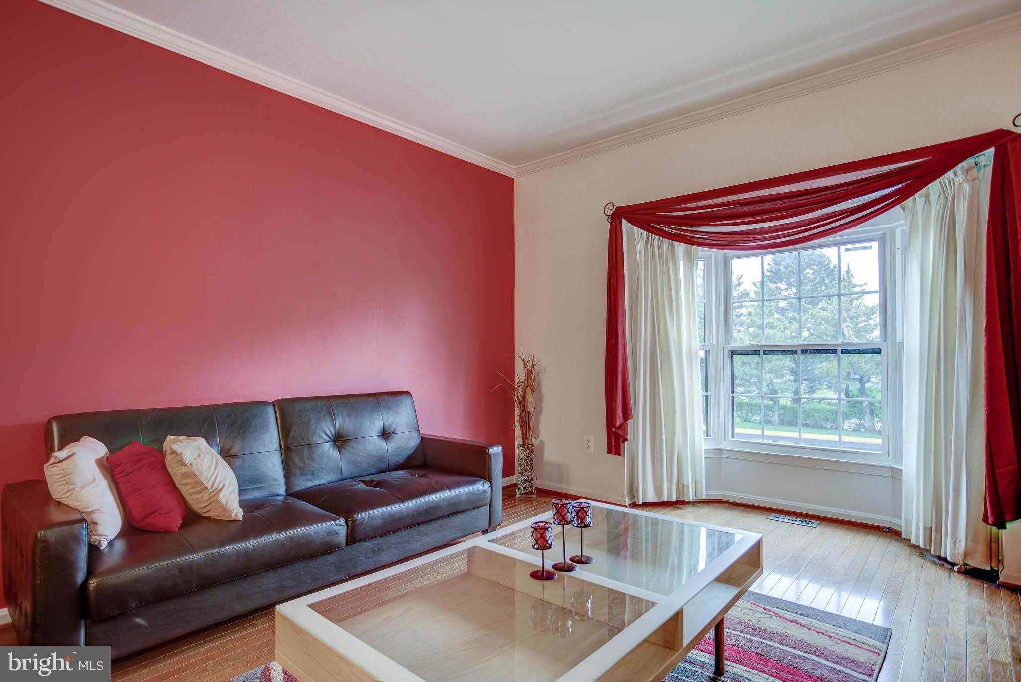 FAIR WOODS - Residential