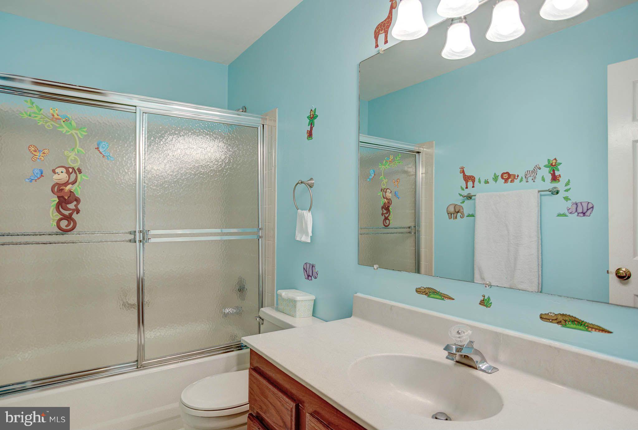 FAIR WOODS - Residential