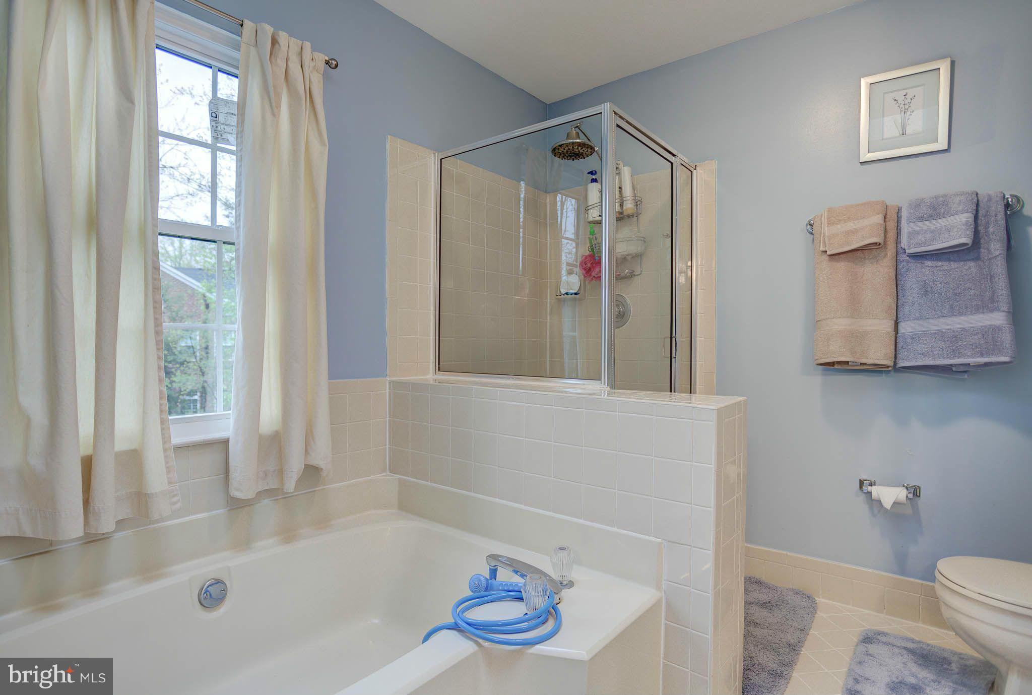 FAIR WOODS - Residential