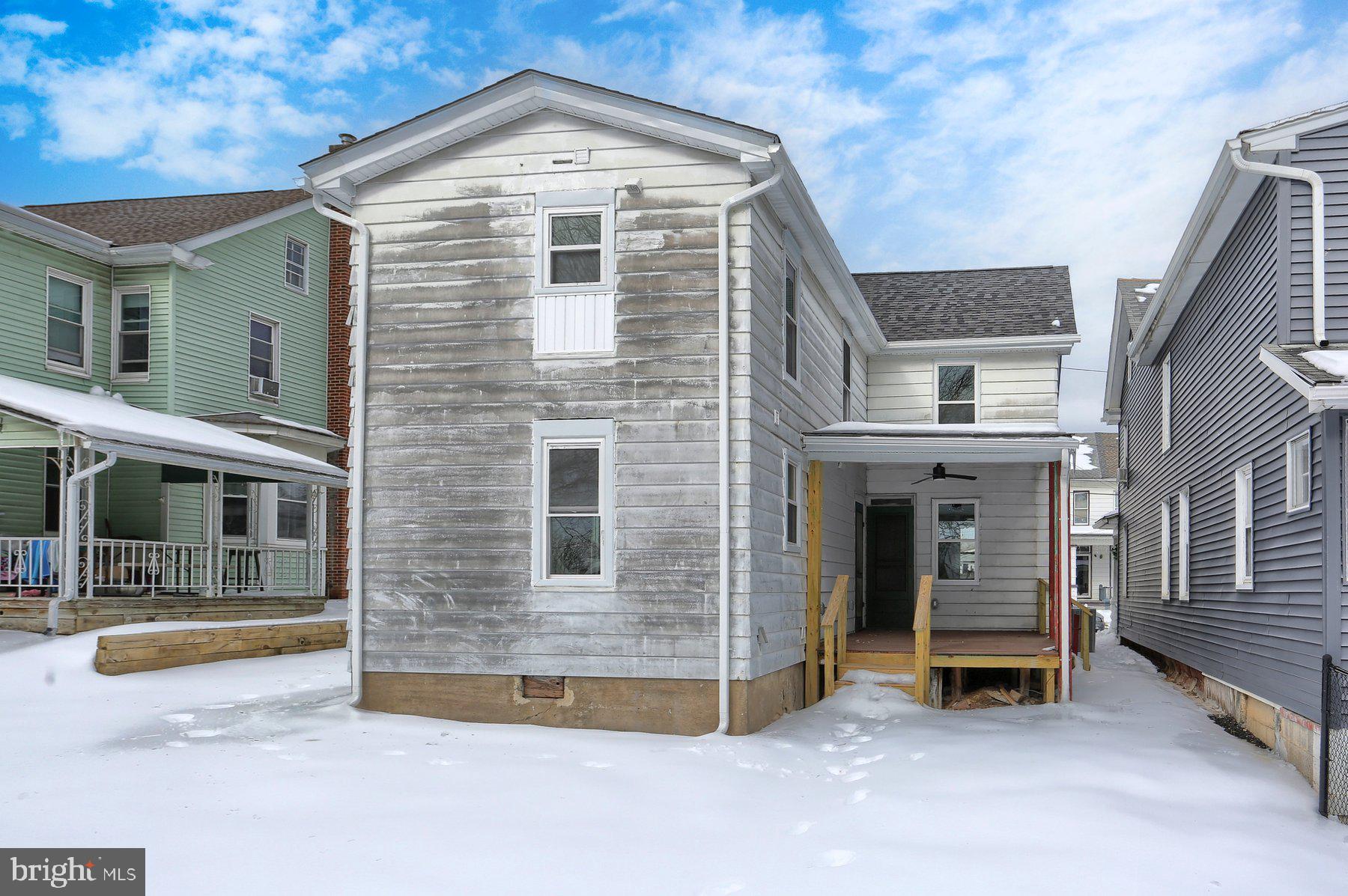 ROYALTON - Residential