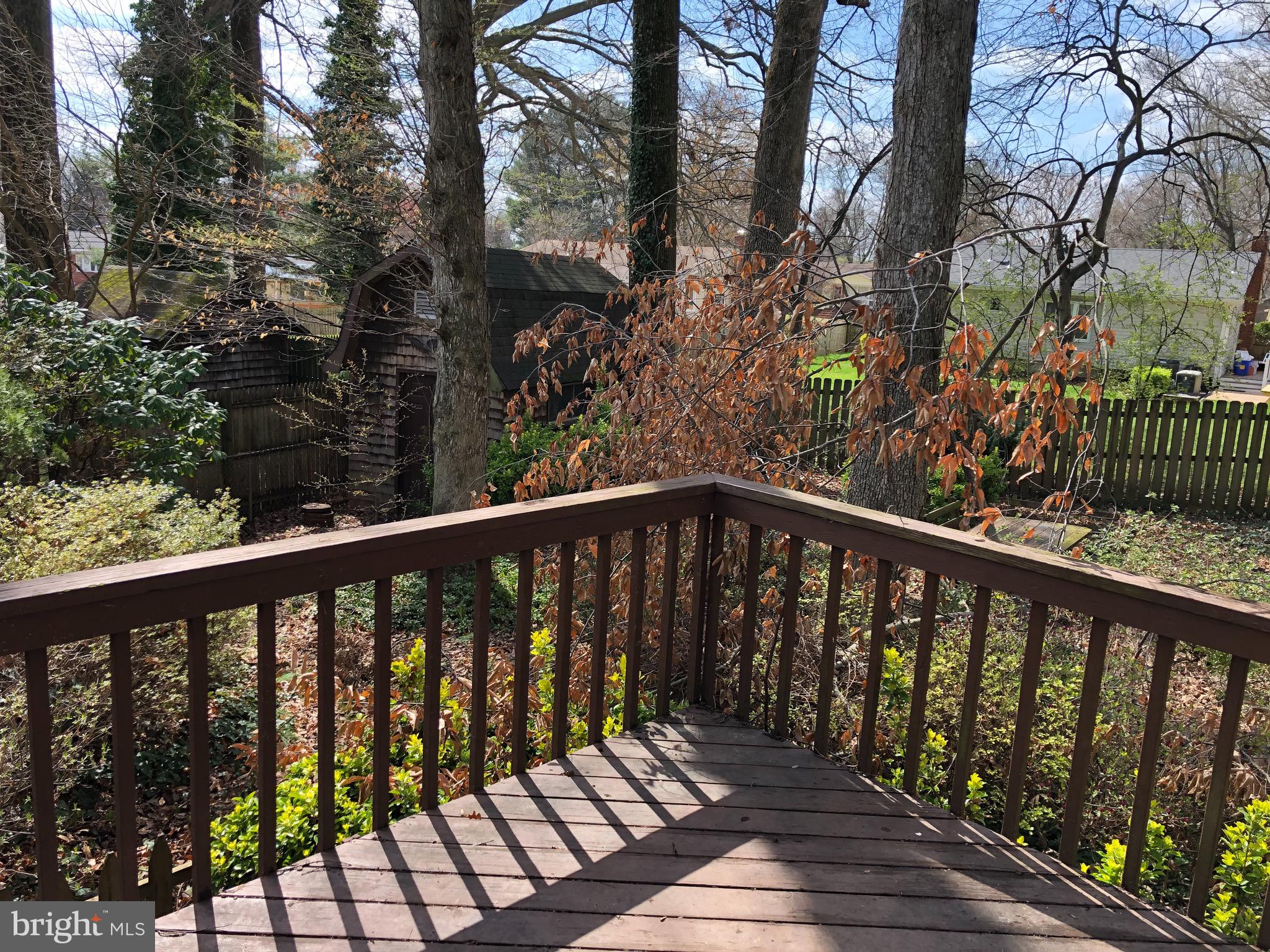 ASPEN KNOLLS - Residential