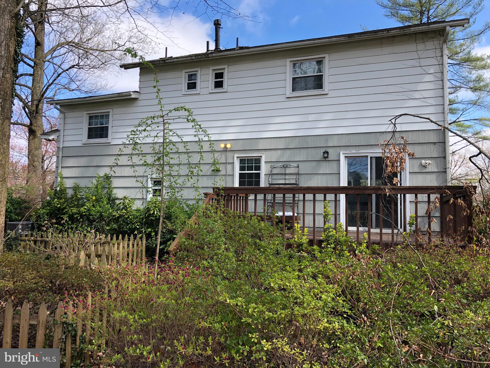 ASPEN KNOLLS - Residential