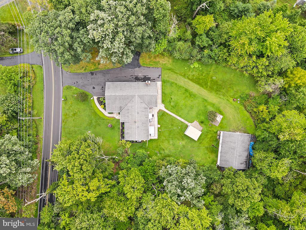 929 CREAMERY ROAD
