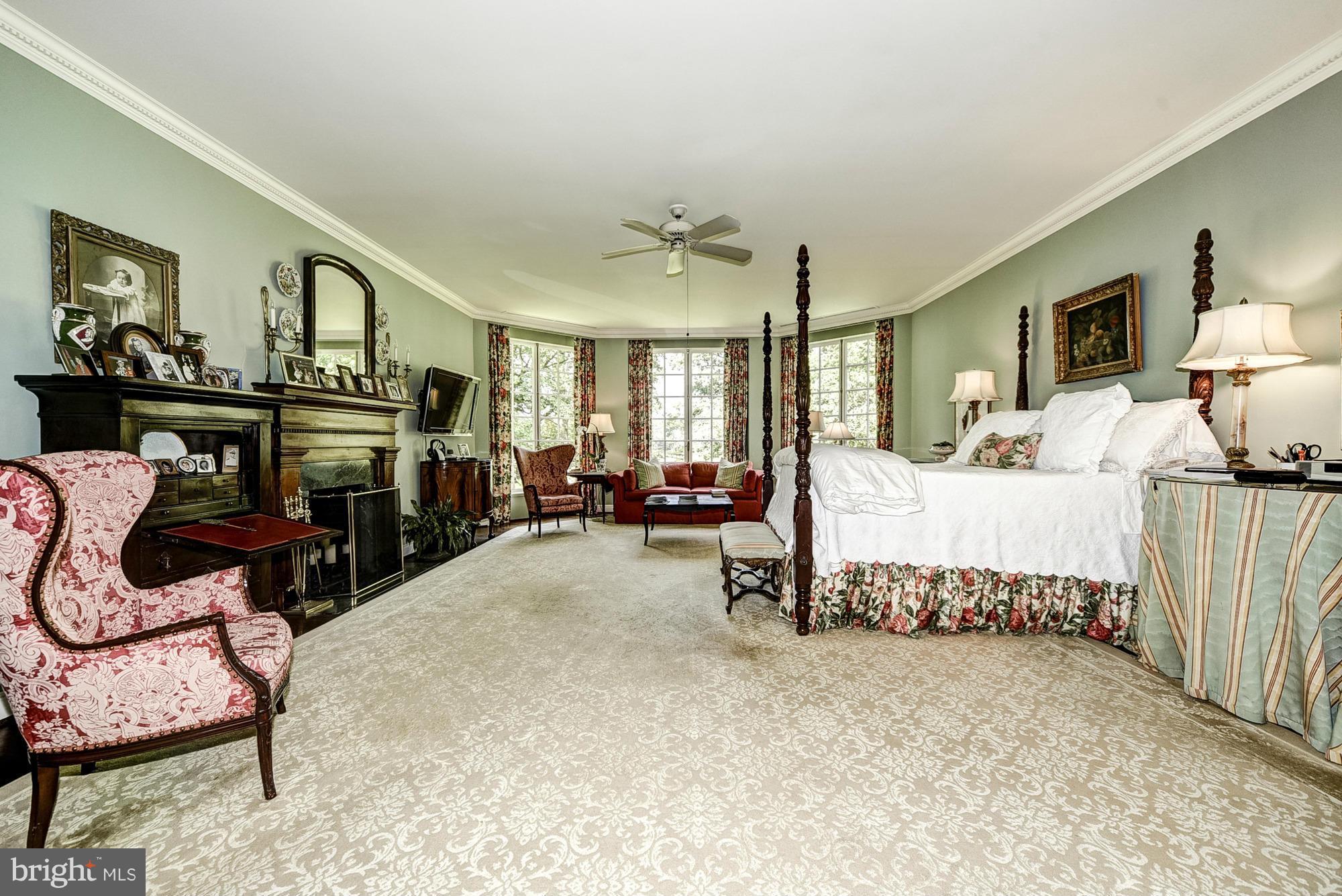 CHEVY CHASE VILLAGE - Residential