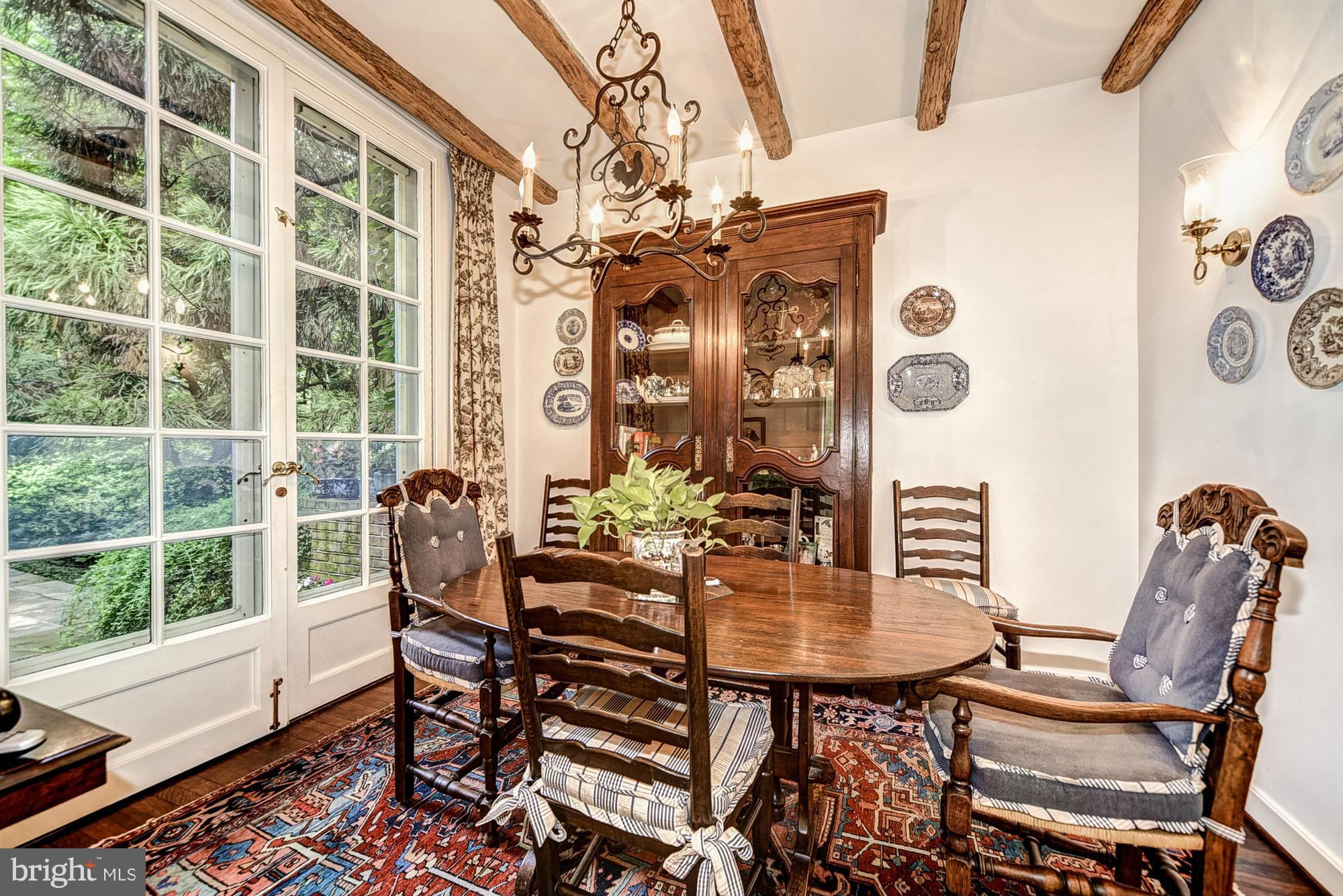 CHEVY CHASE VILLAGE - Residential