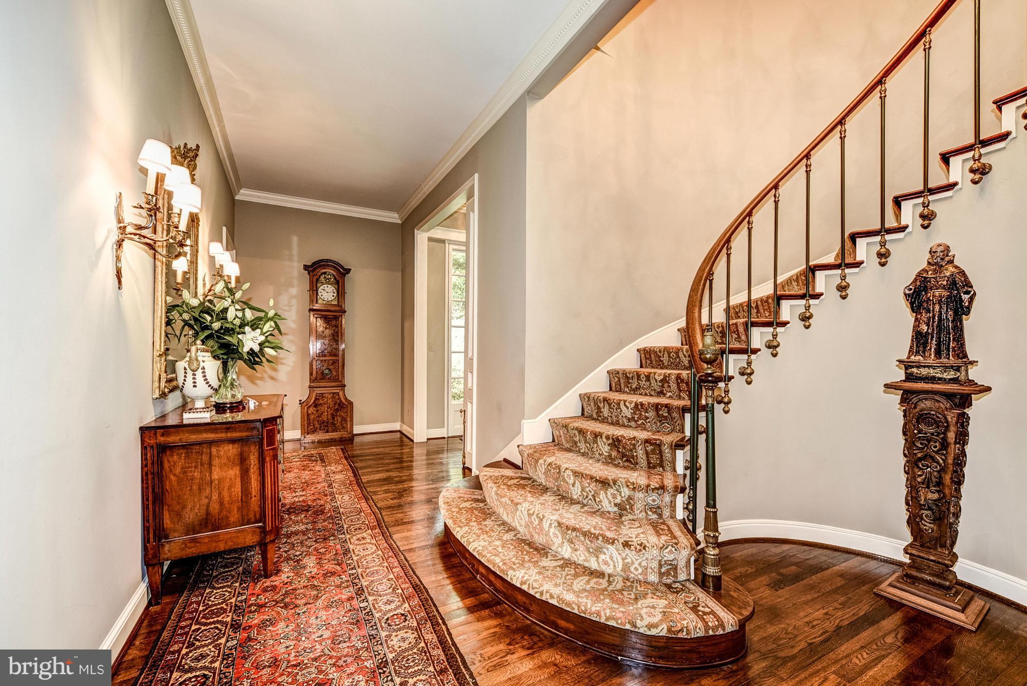 CHEVY CHASE VILLAGE - Residential