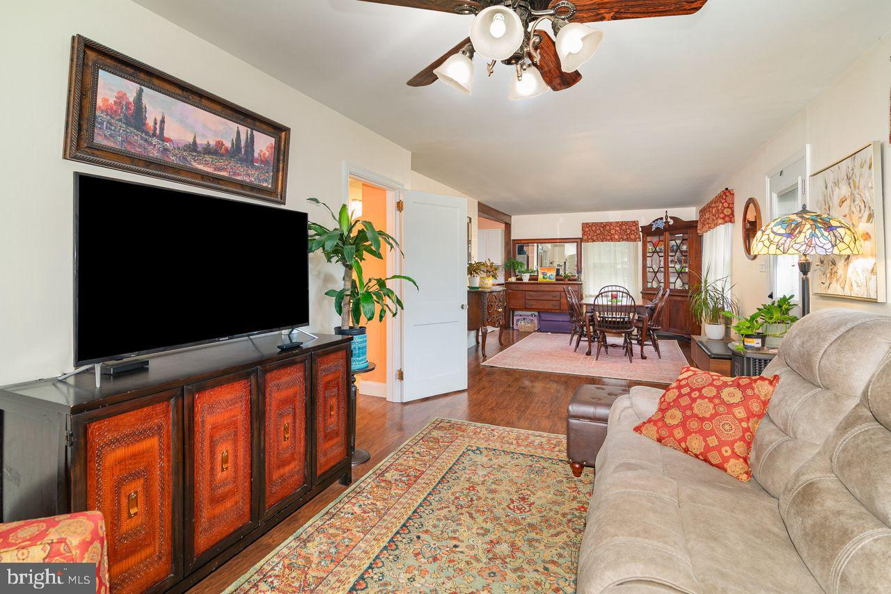 PALMYRA BOROUGH - Residential