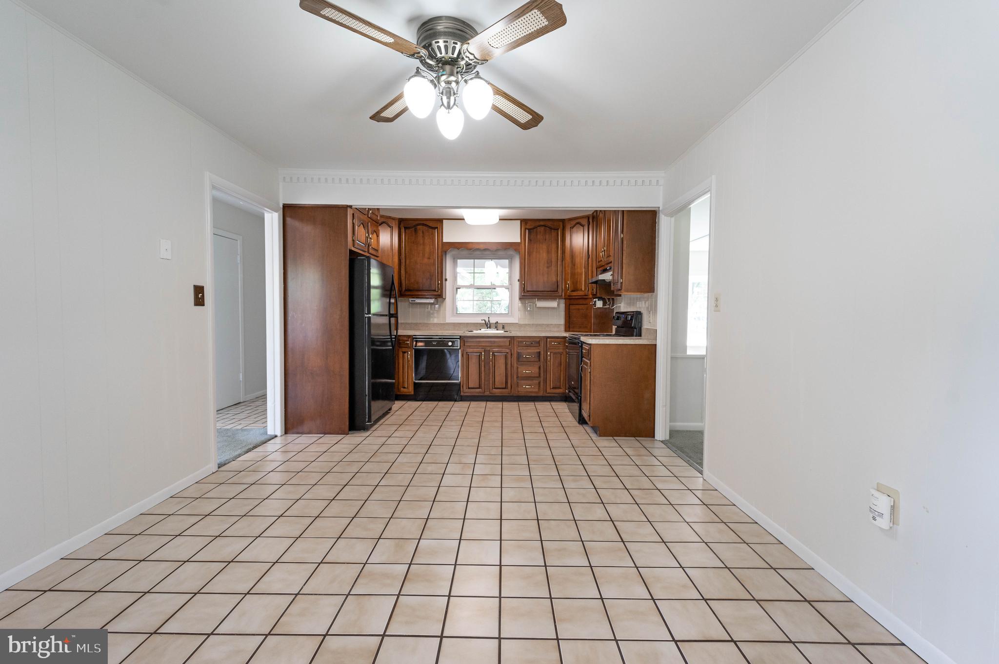 SOMERSET AT BELAIR - Residential