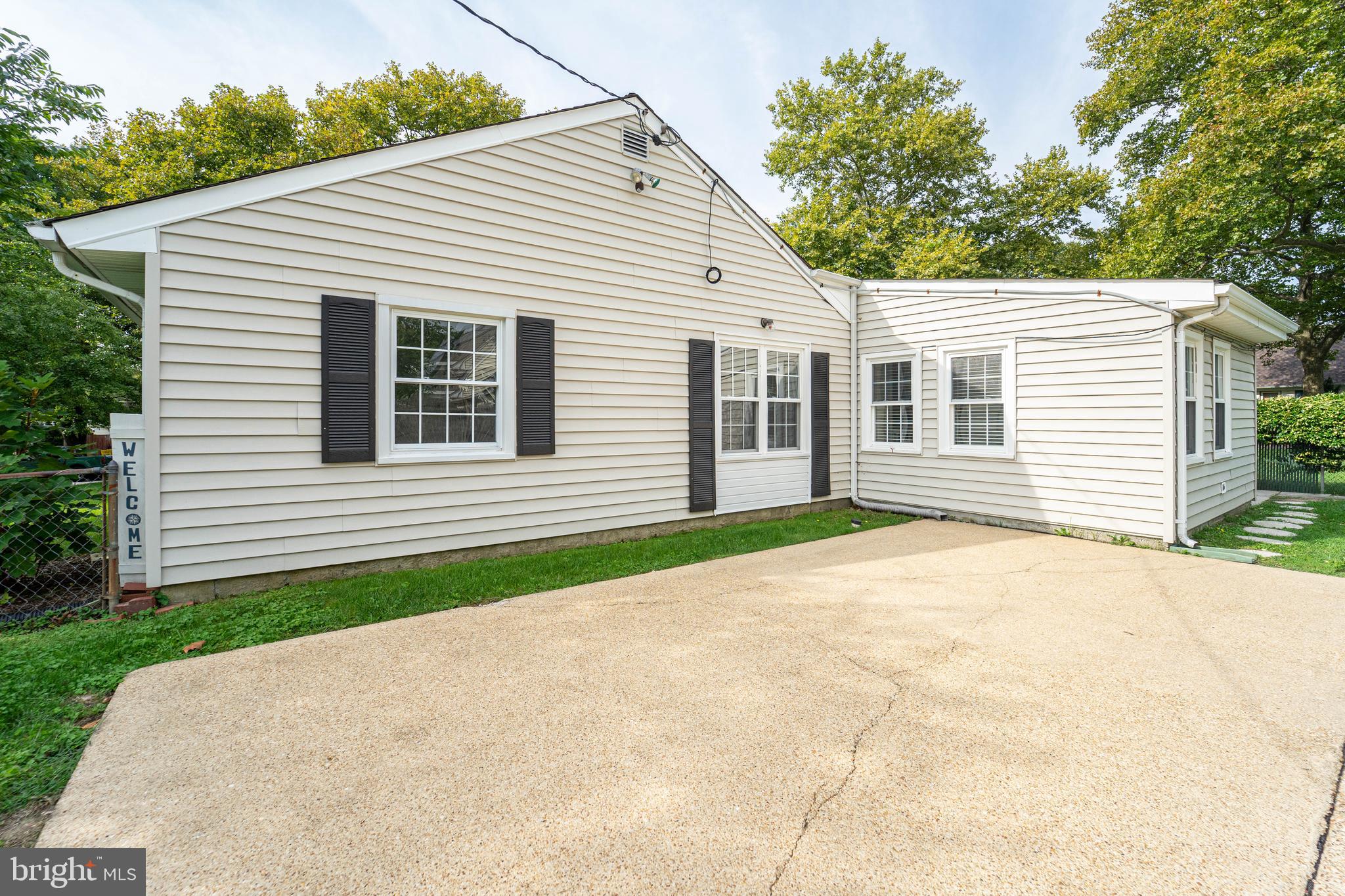 SOMERSET AT BELAIR - Residential