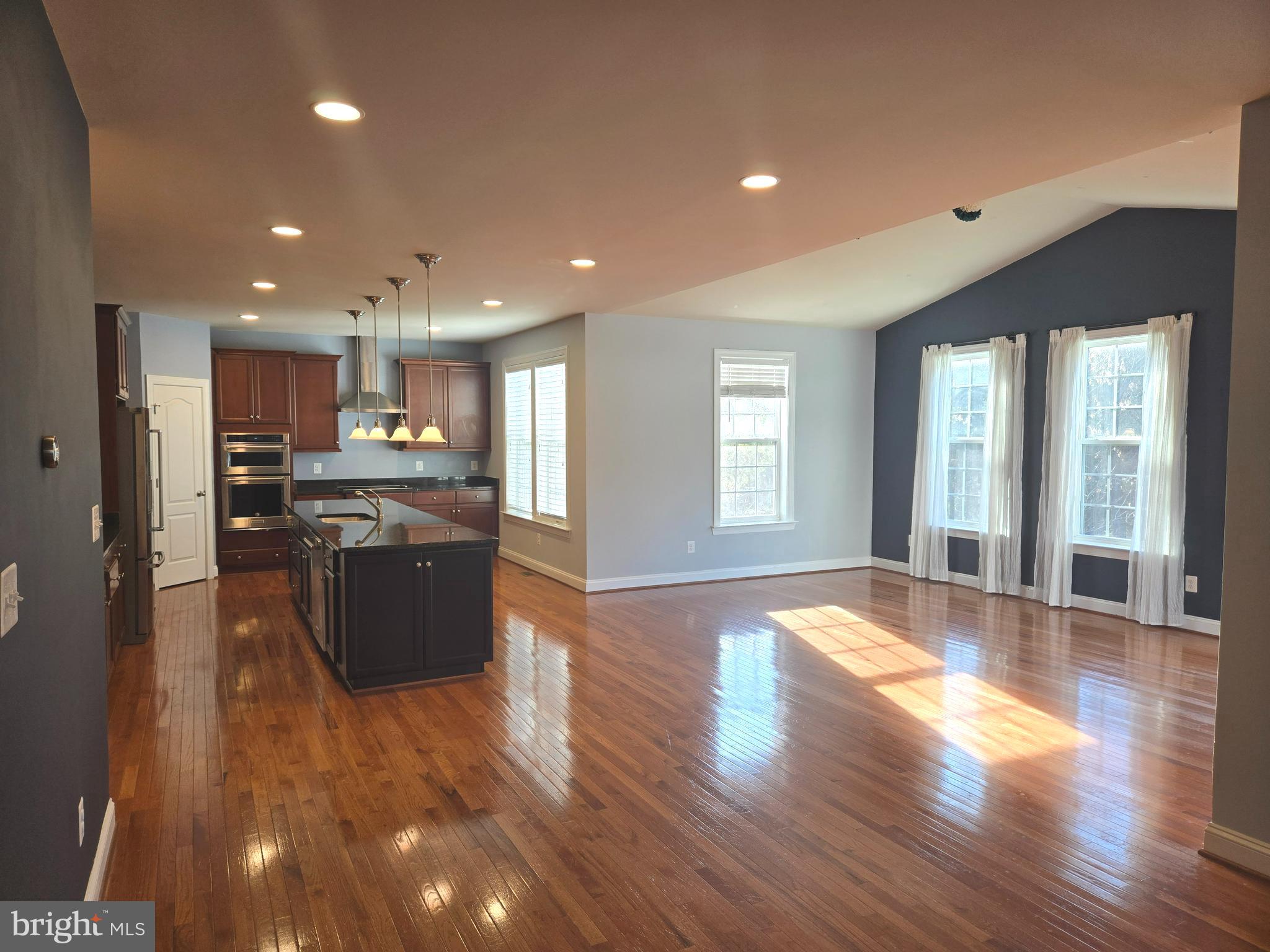 SHERIDAN ESTATES - Residential