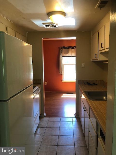 SPRING MEADOWS CONDO - Residential Lease