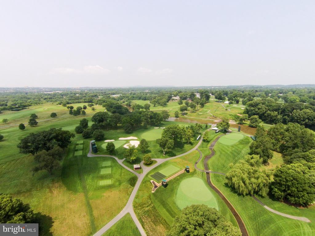 LANCASTER COUNTRY CLUB - Residential